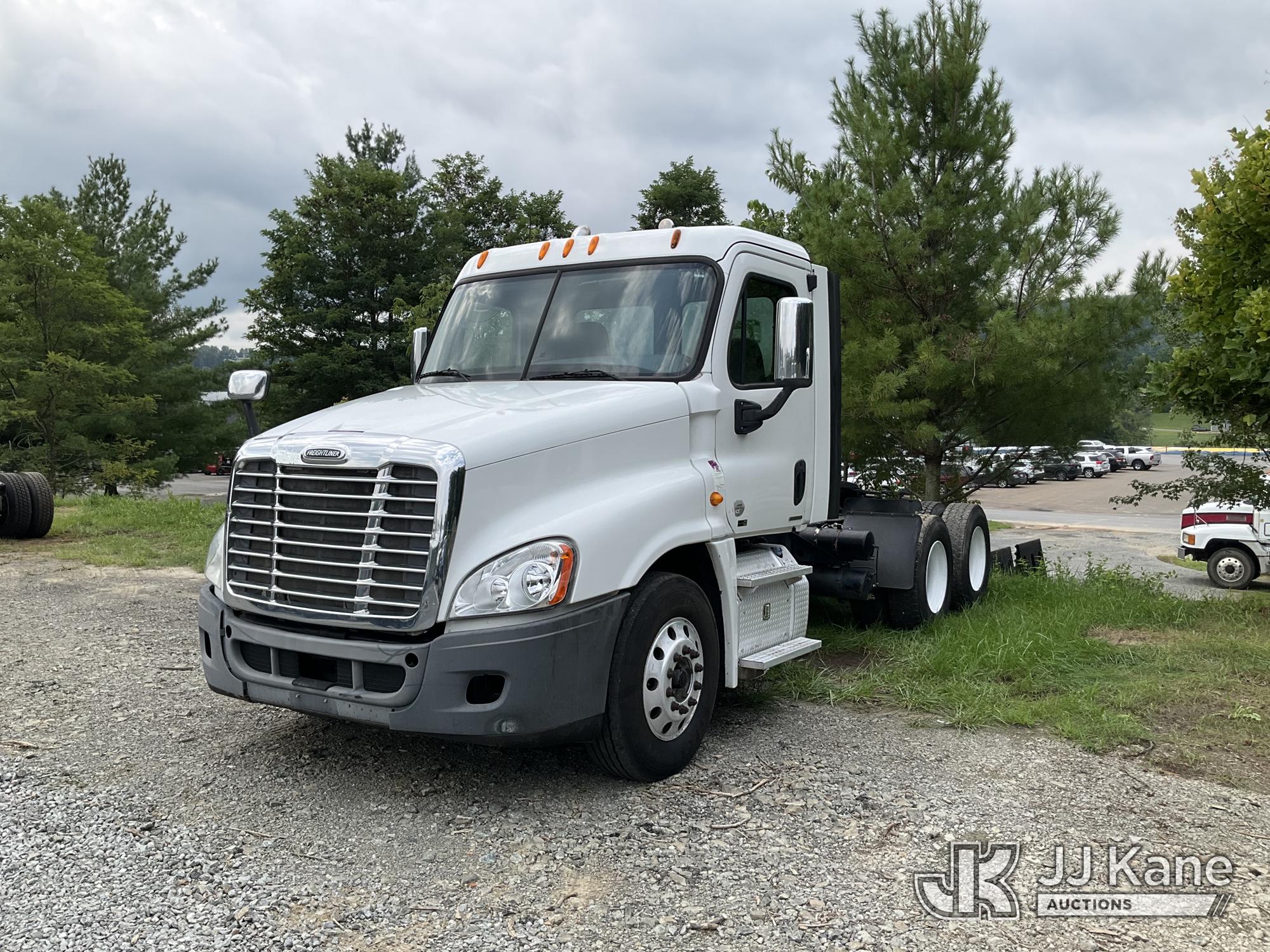 2012 Freightliner Cascadia 125