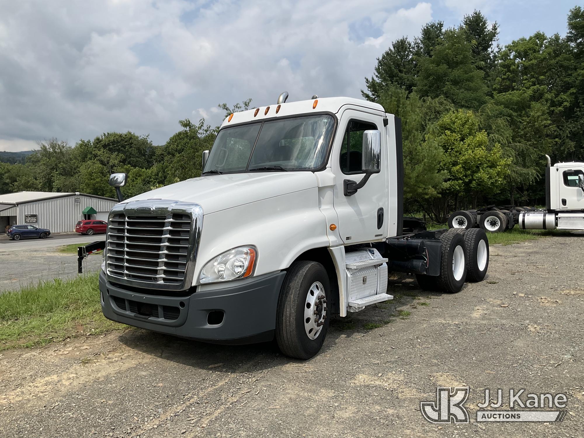 2012 Freightliner Cascadia 125 Truck Tractor