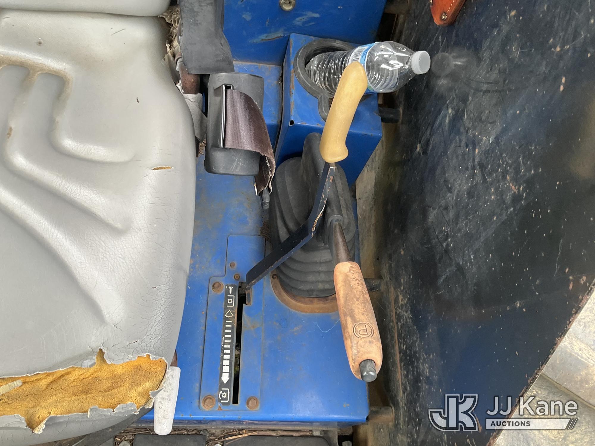 2010 New Holland TS6030