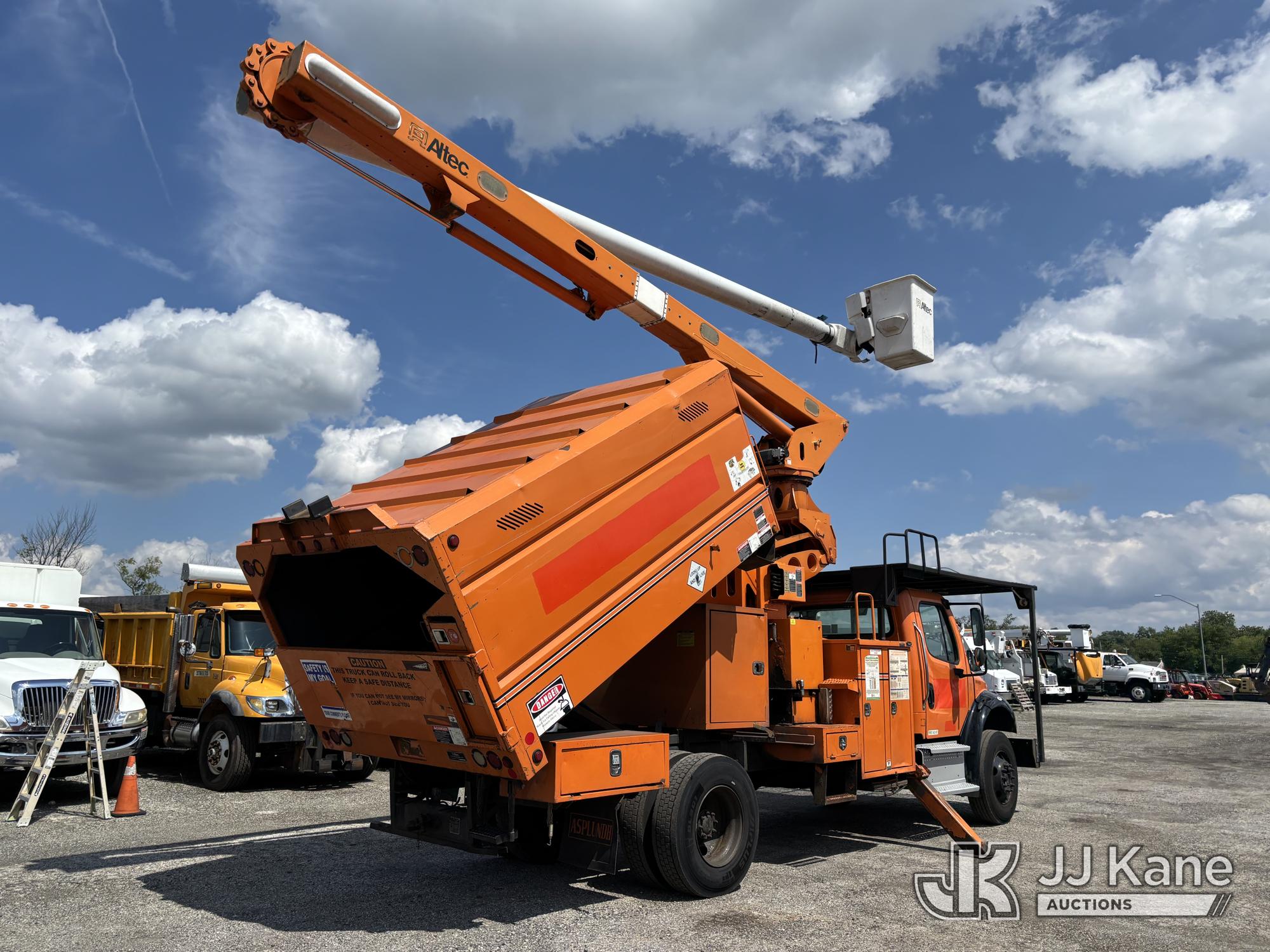 2016 Freightliner M2 106