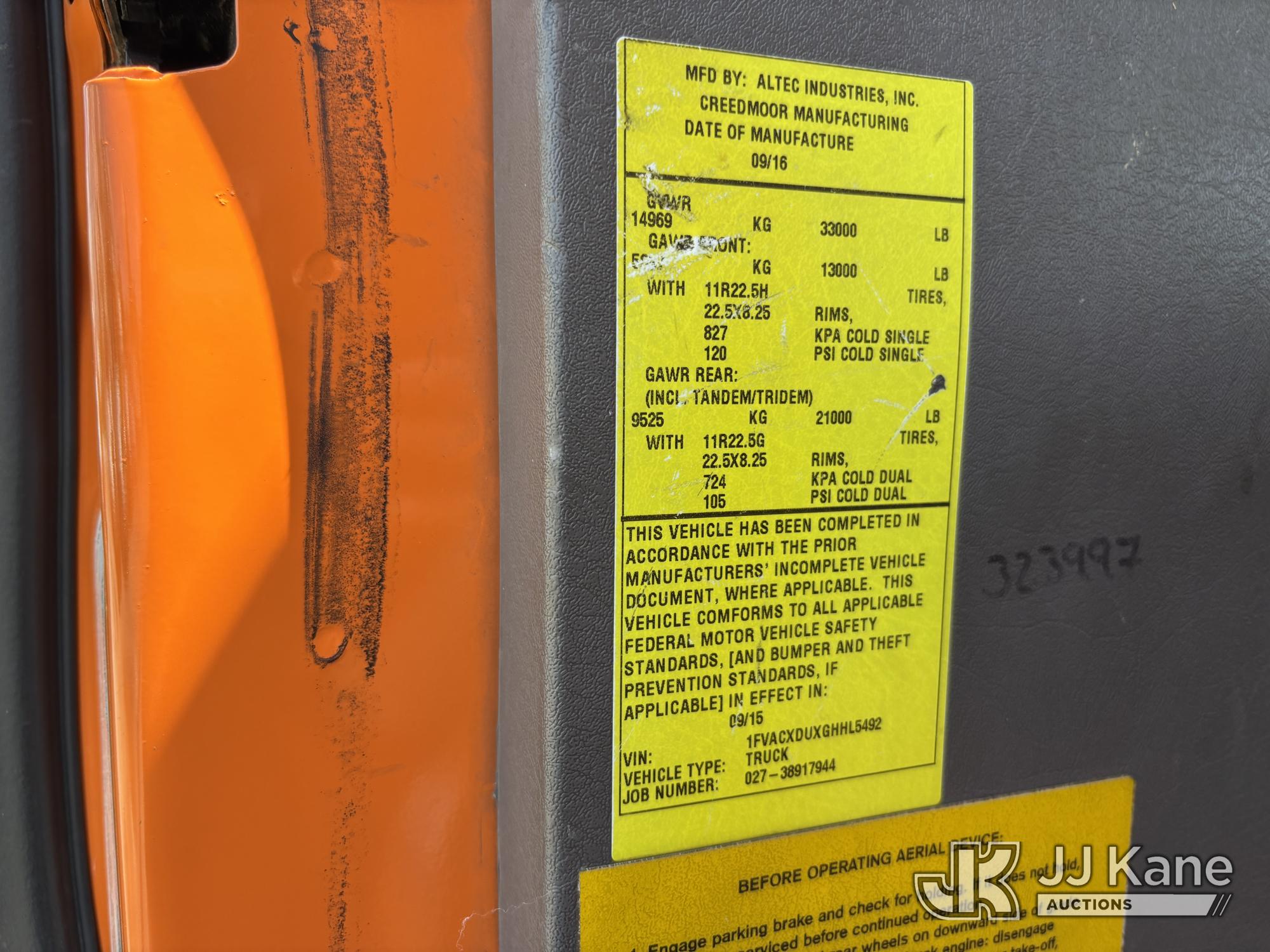 2016 Freightliner M2 106