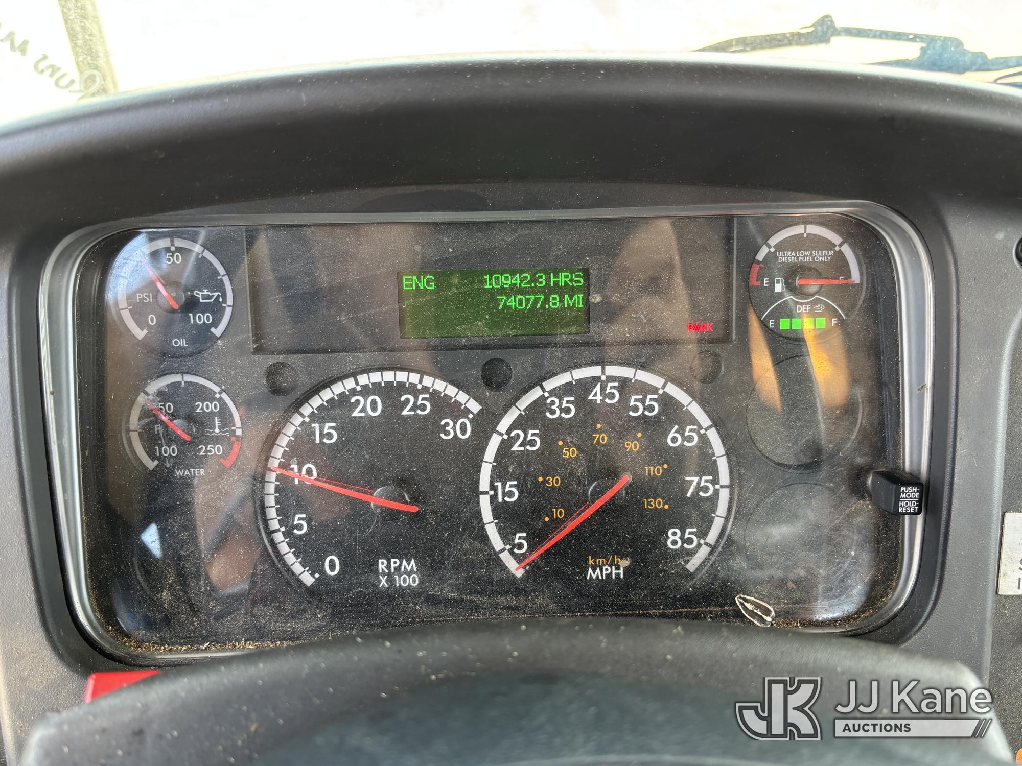 2016 Freightliner M2 106