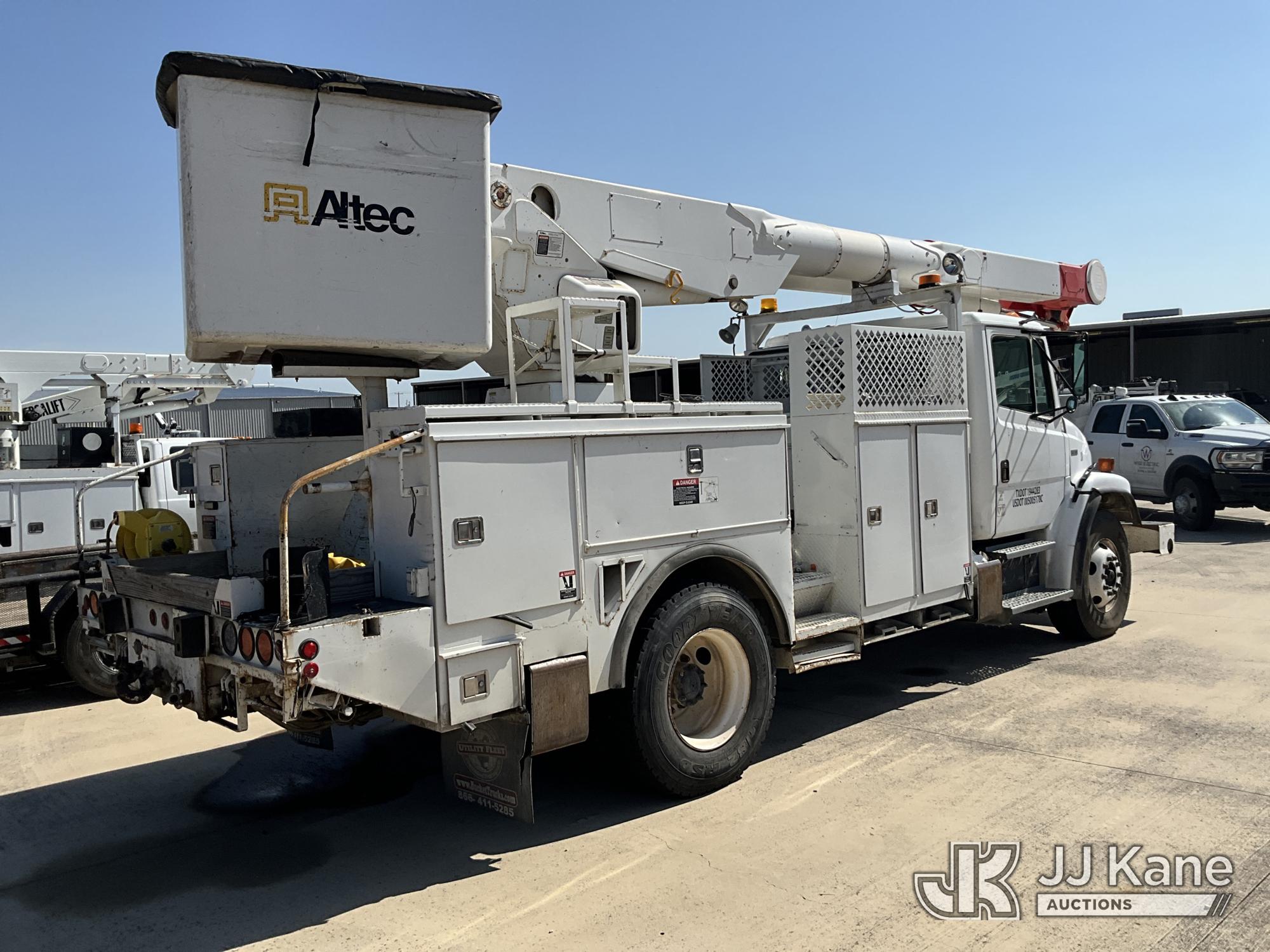 2001 Freightliner FL80
