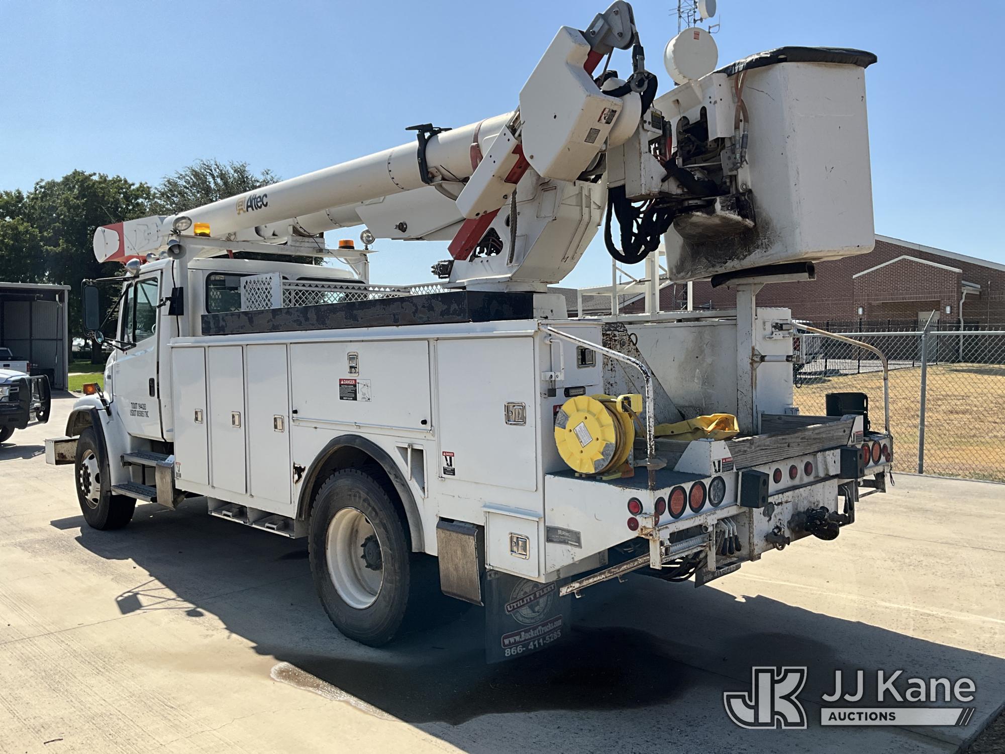 2001 Freightliner FL80