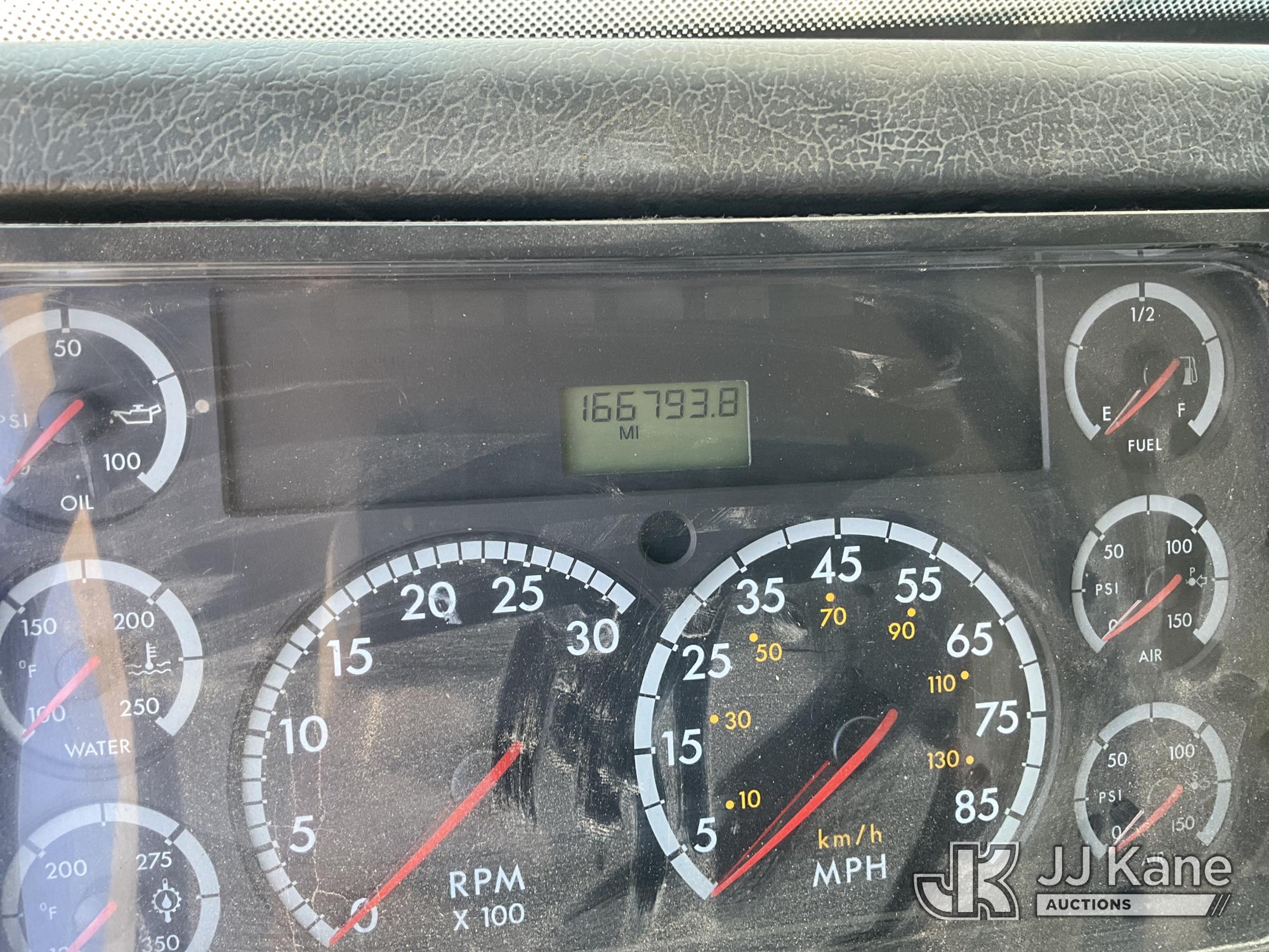 2001 Freightliner FL80