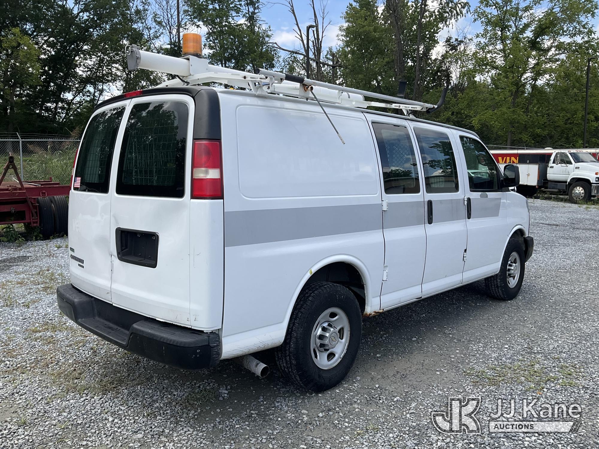 2011 Chevrolet EXPRESS G2500