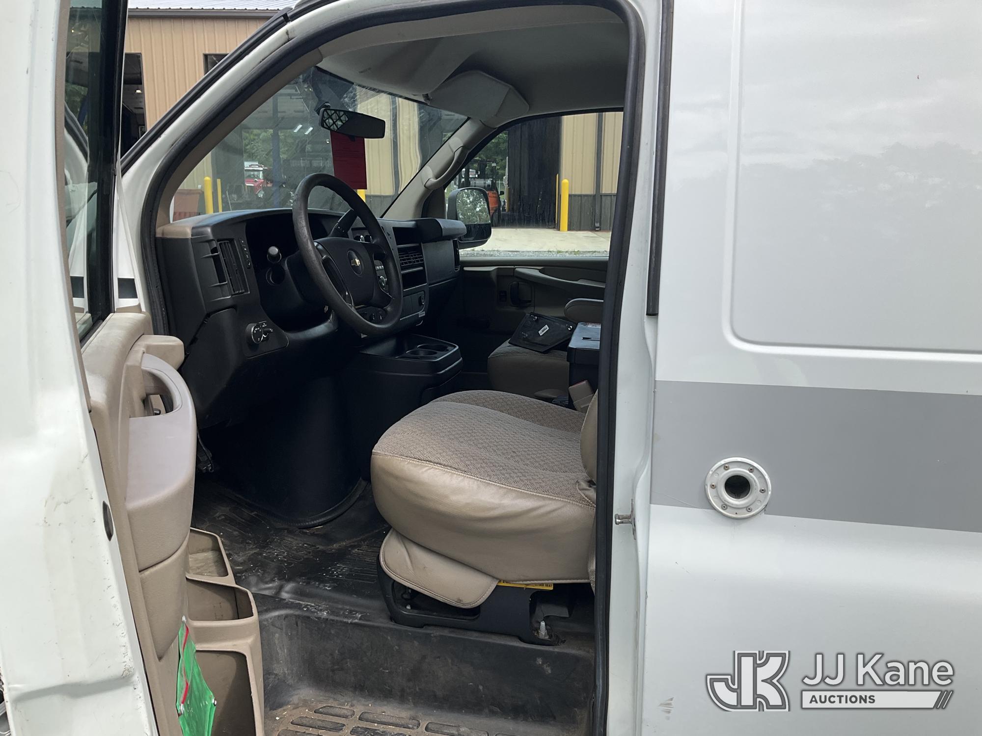 2011 Chevrolet EXPRESS G2500