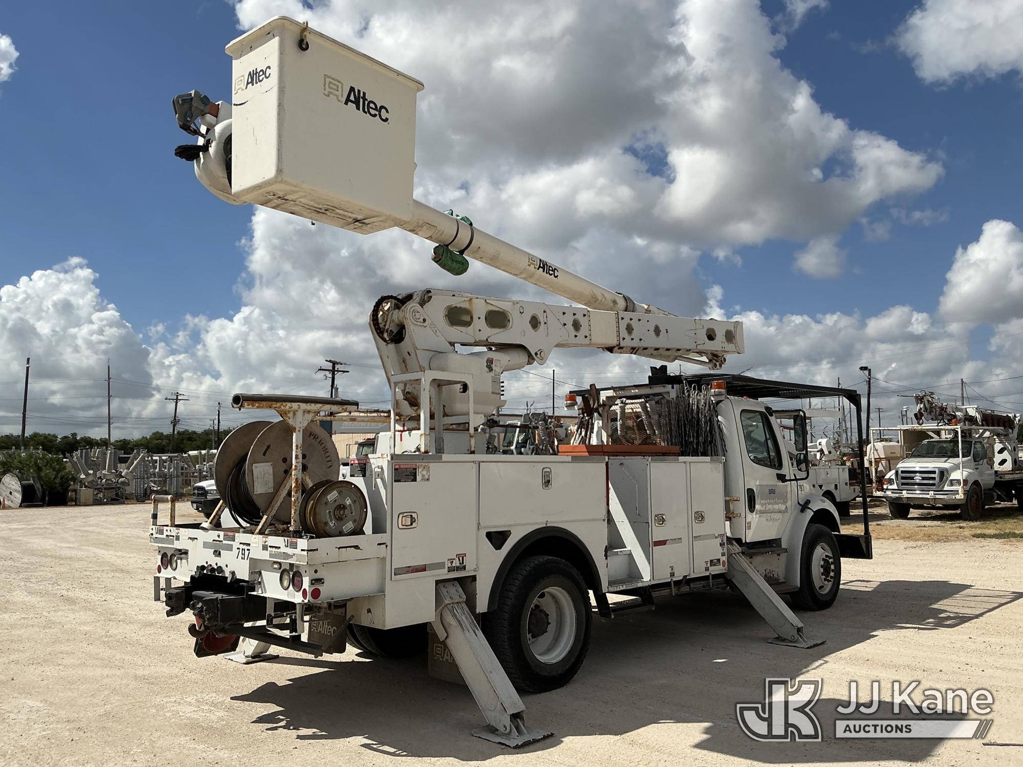 2017 Freightliner M2 106