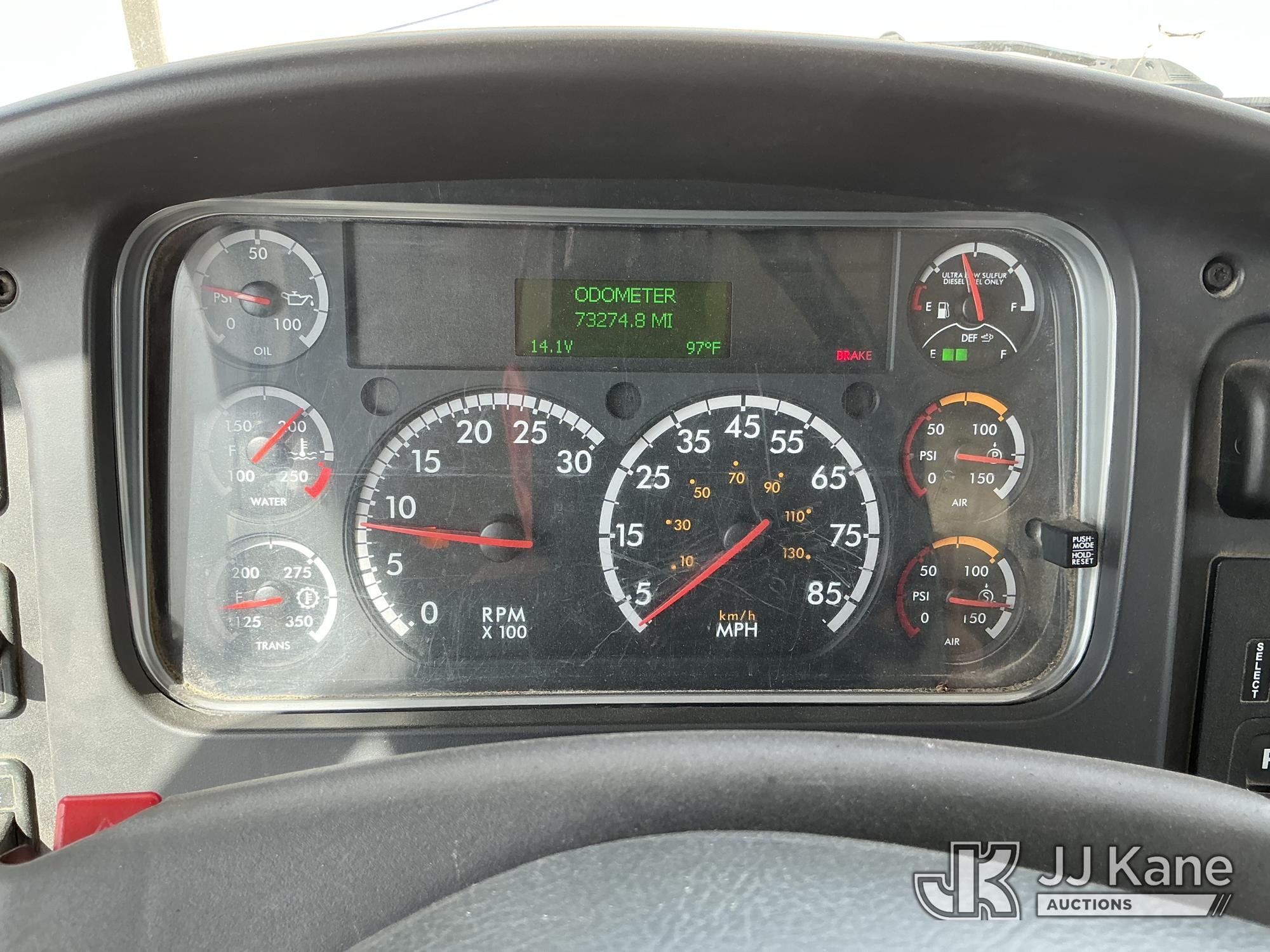2017 Freightliner M2 106