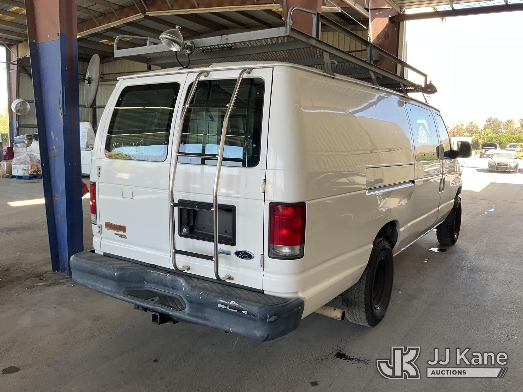 2014 Ford ECONOLINE E-350 SD