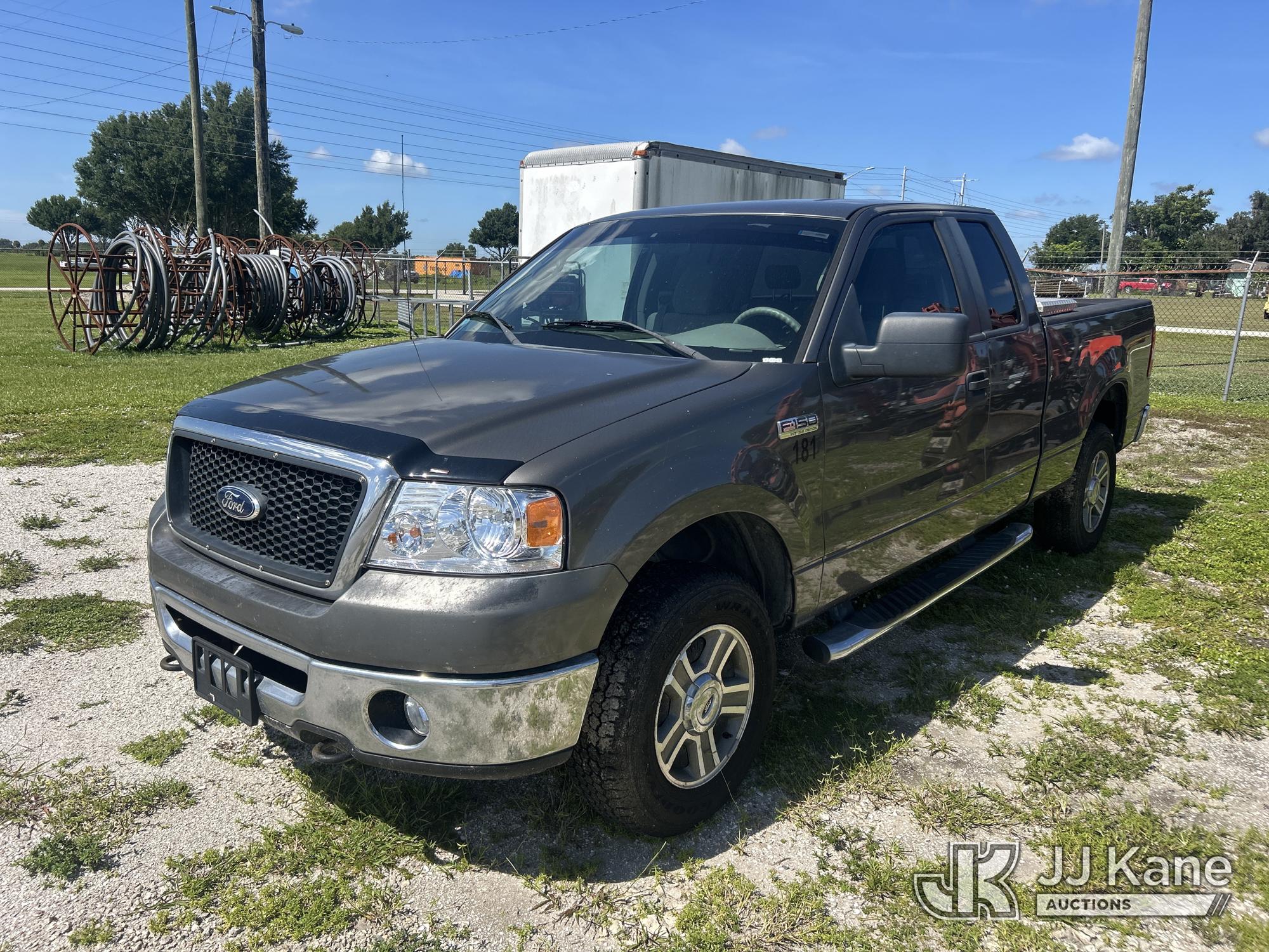2008 Ford F150 4x4 Extended-Cab Pickup Truck