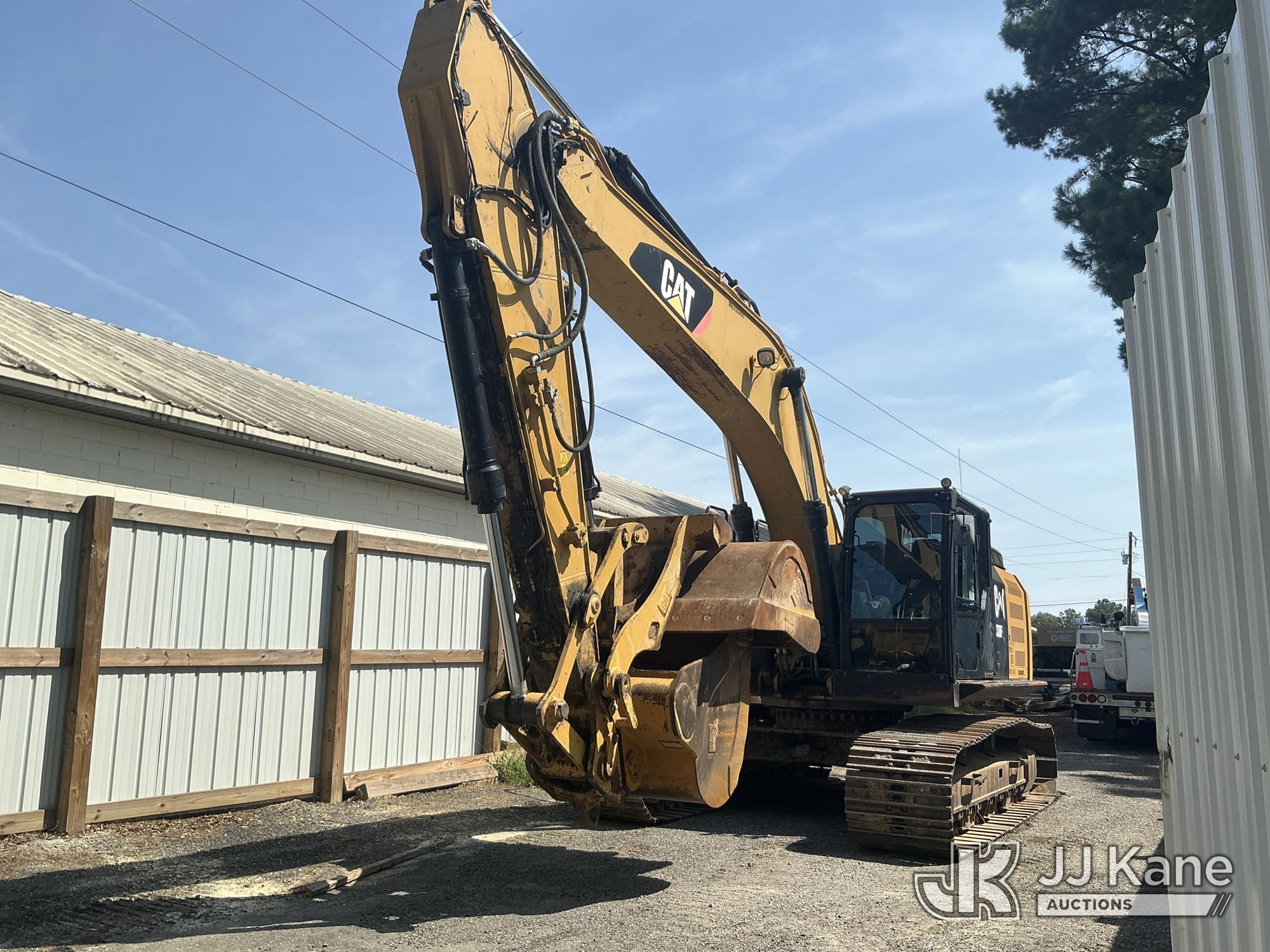 2016 Caterpillar 330FL Hydraulic Crawler Excavator