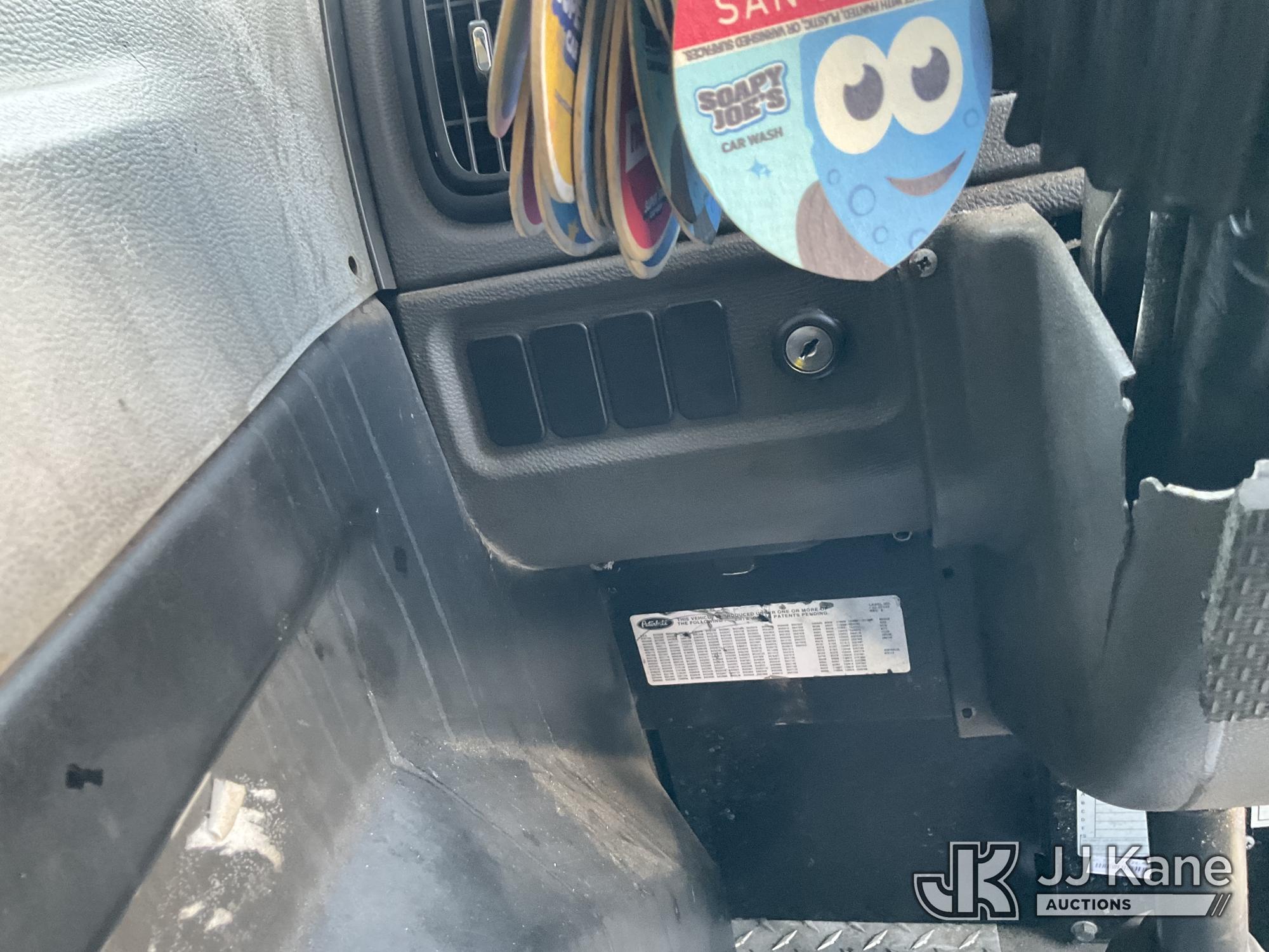 2018 Peterbilt 520