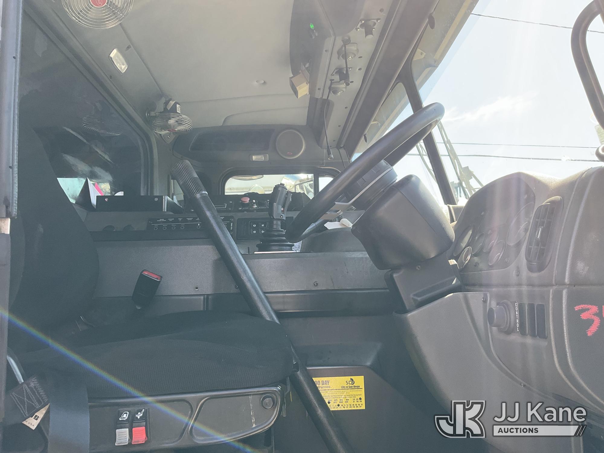 2018 Peterbilt 520