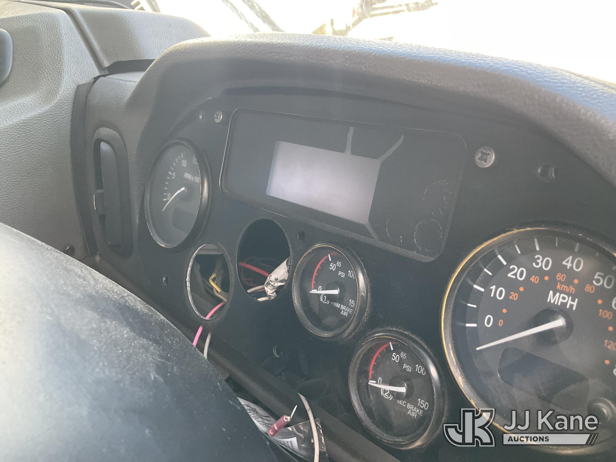 2019 Peterbilt 520