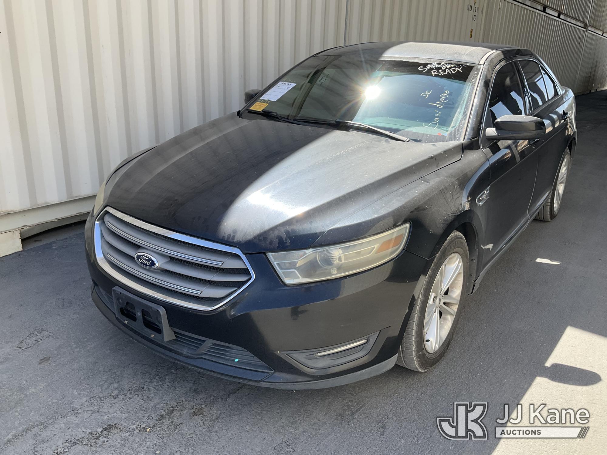 2013 Ford Taurus 4-Door Sedan