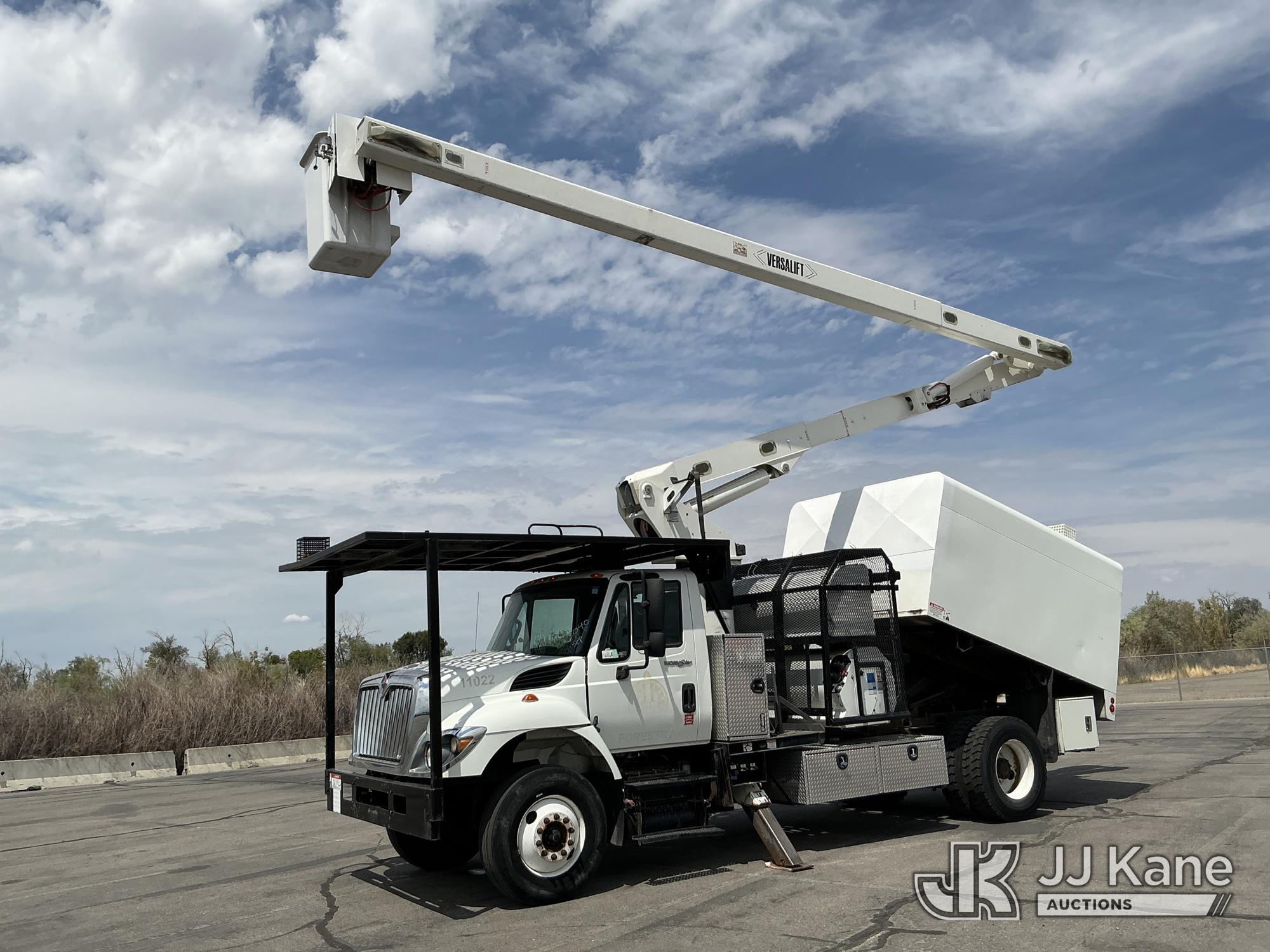 Photo of 2014 International 7300 WorkStar