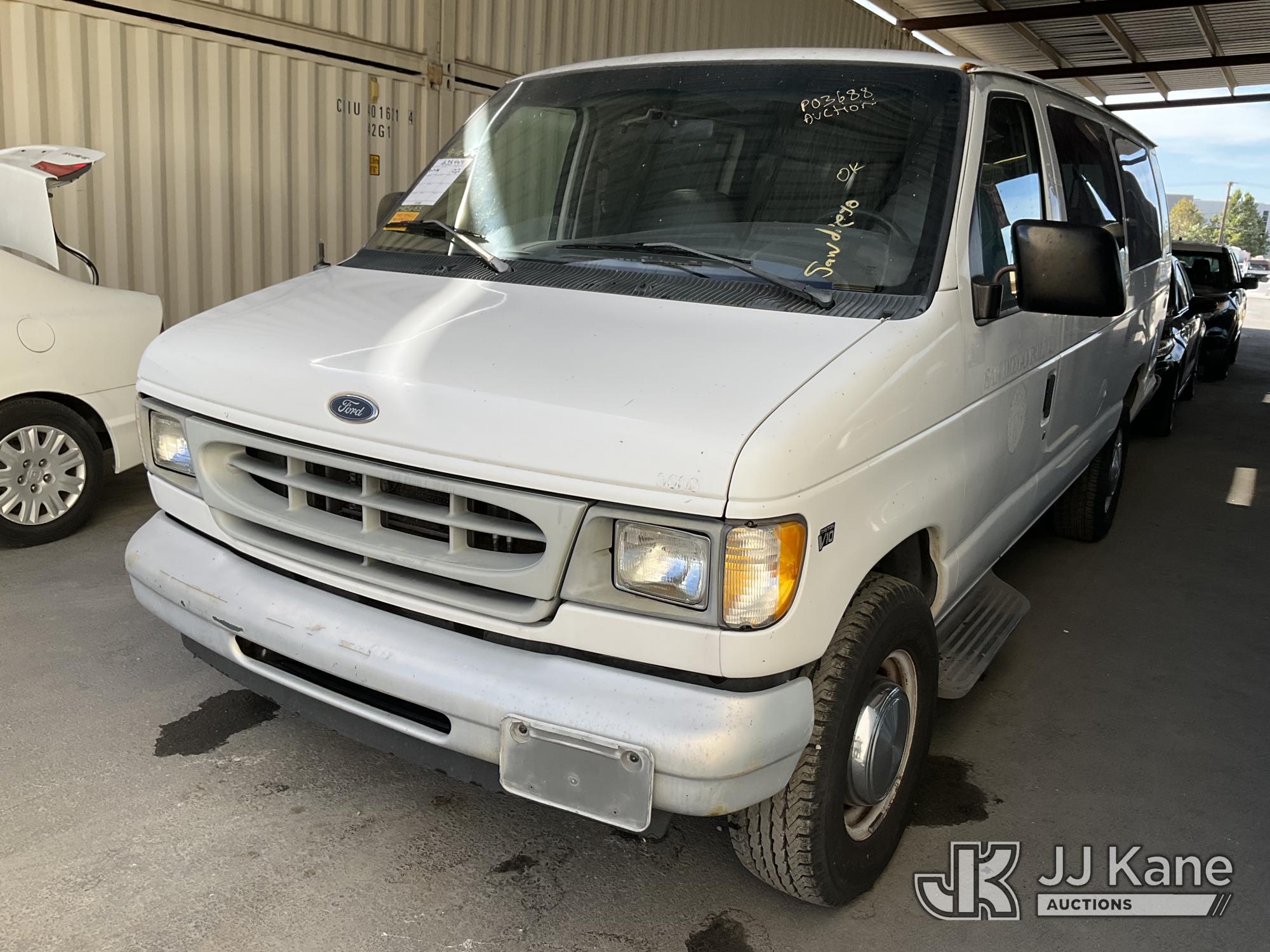 2002 Ford ECONOLINE E-350