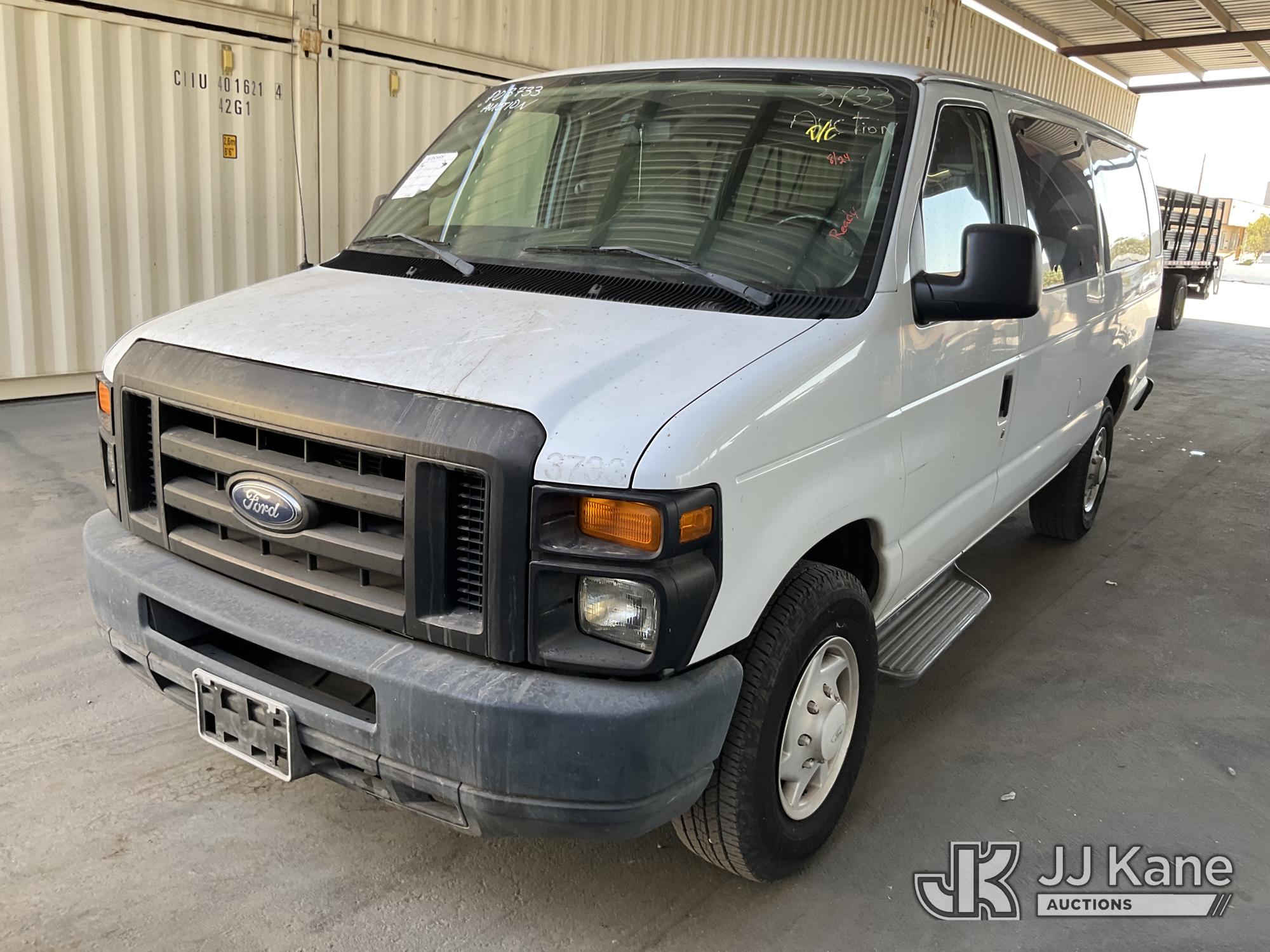 Photo of 2009 Ford Econoline E-350 Extended
