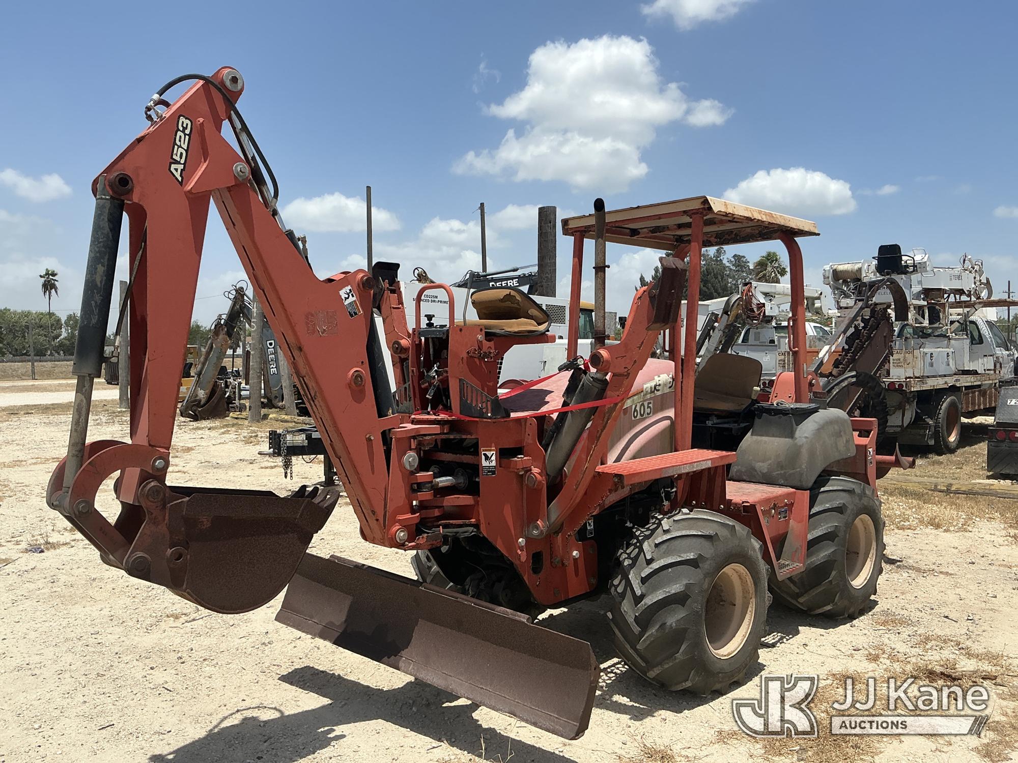 Photo of 2009 Ditch Witch RT55H