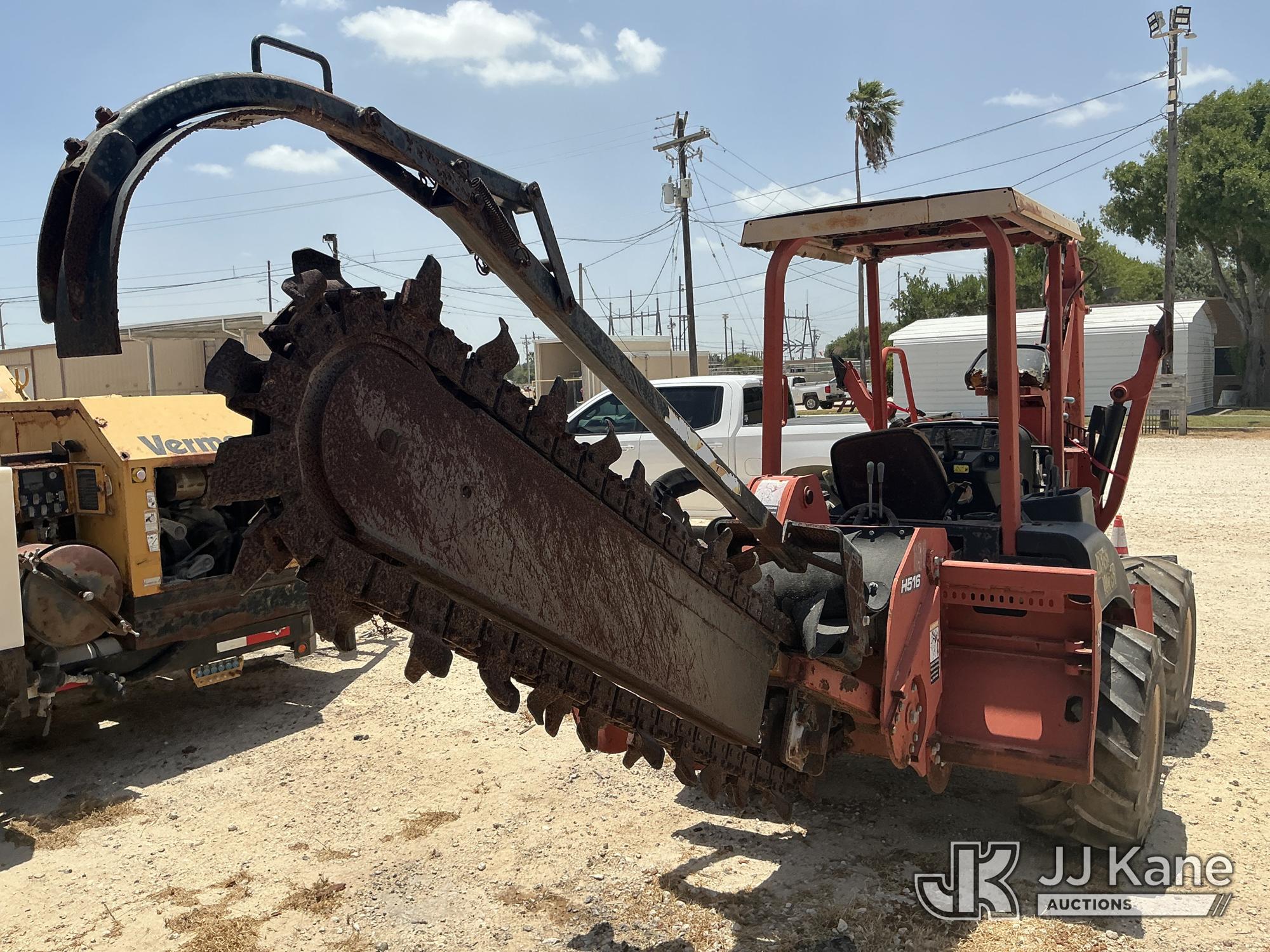 2009 Ditch Witch RT55H