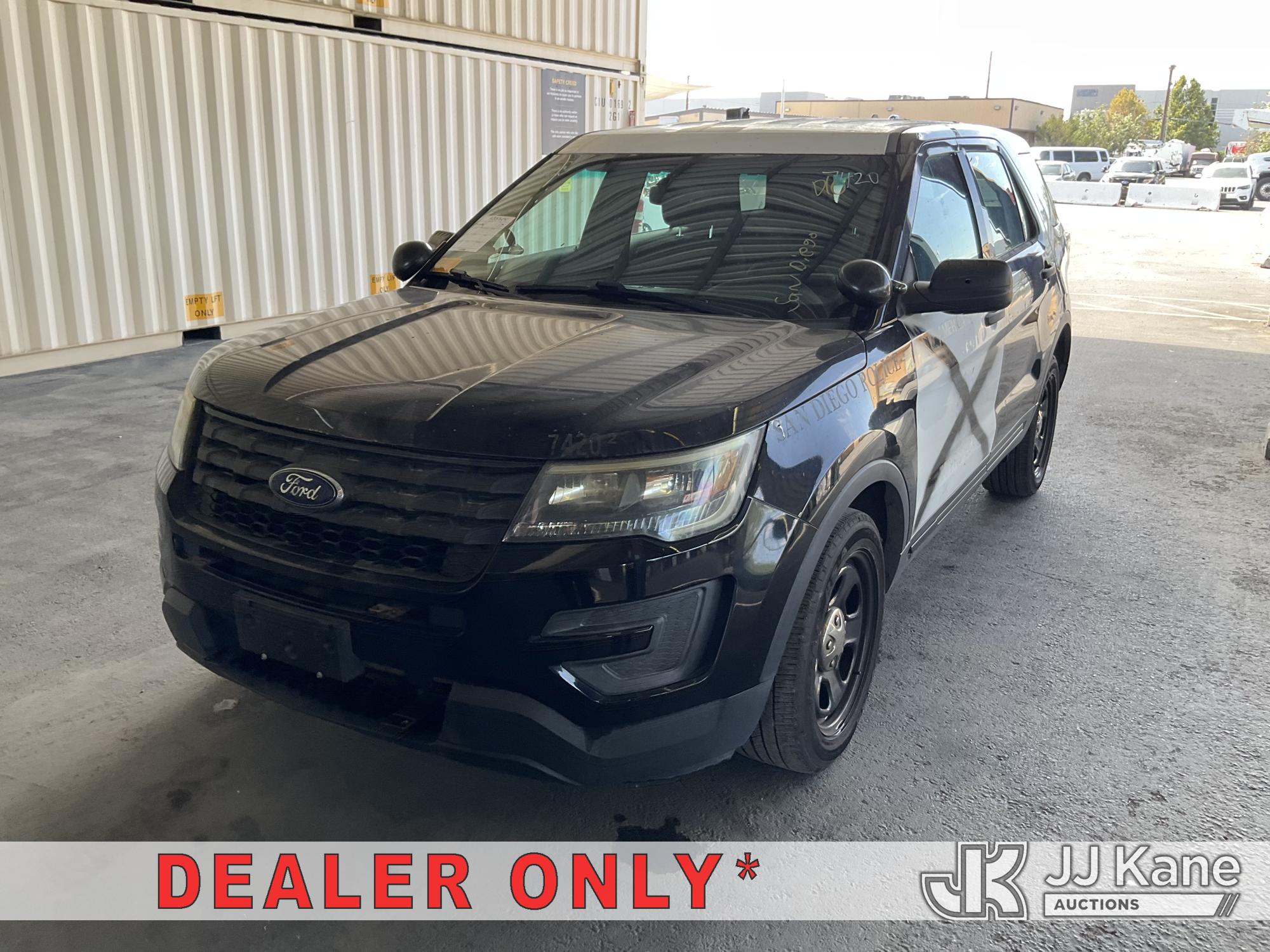 2017 Ford Explorer Police 4-Door Sport Utility Vehicle