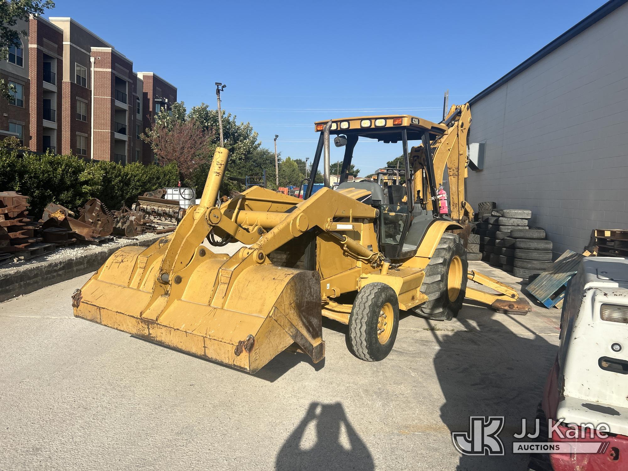 Photo of 2004 Caterpillar 420D