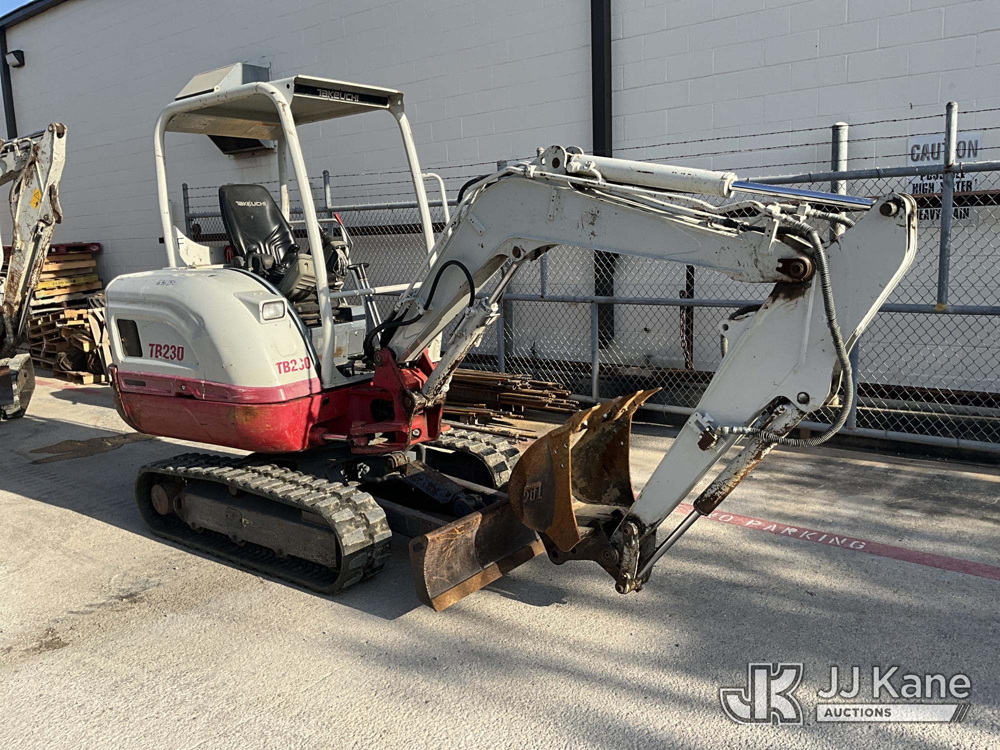 2015 Takeuchi TB230