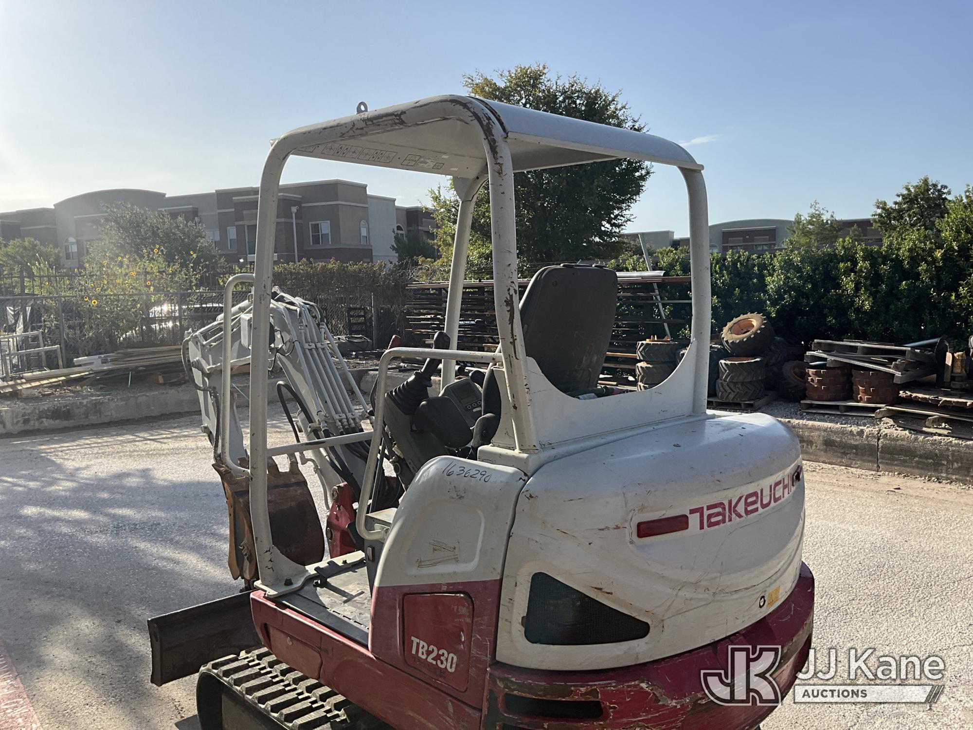 2015 Takeuchi TB230