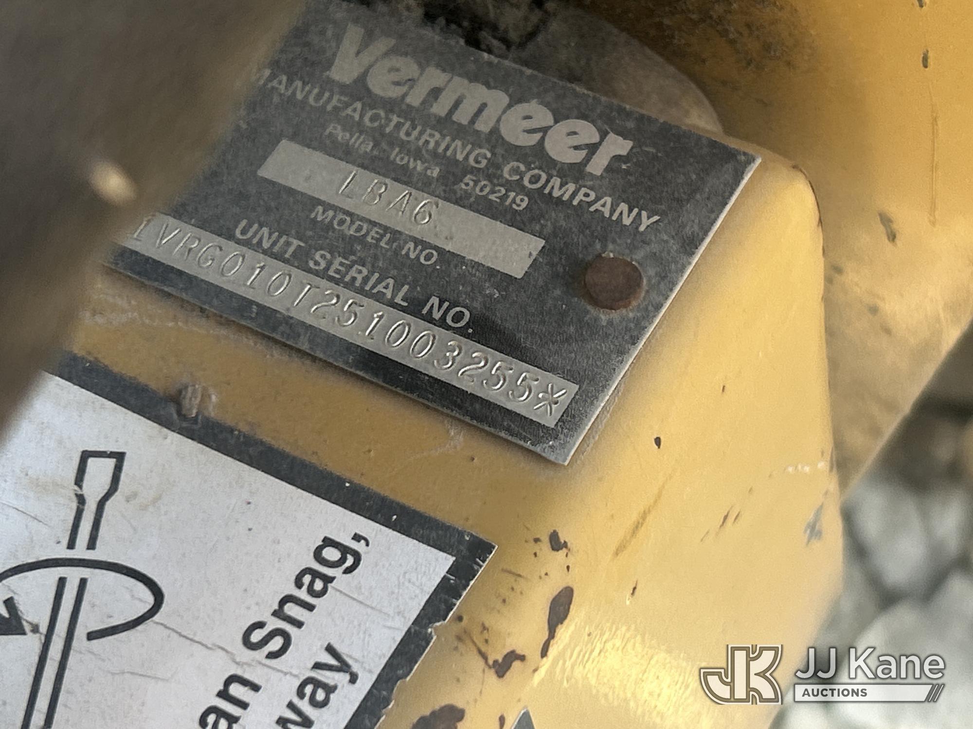 2005 Vermeer LM42