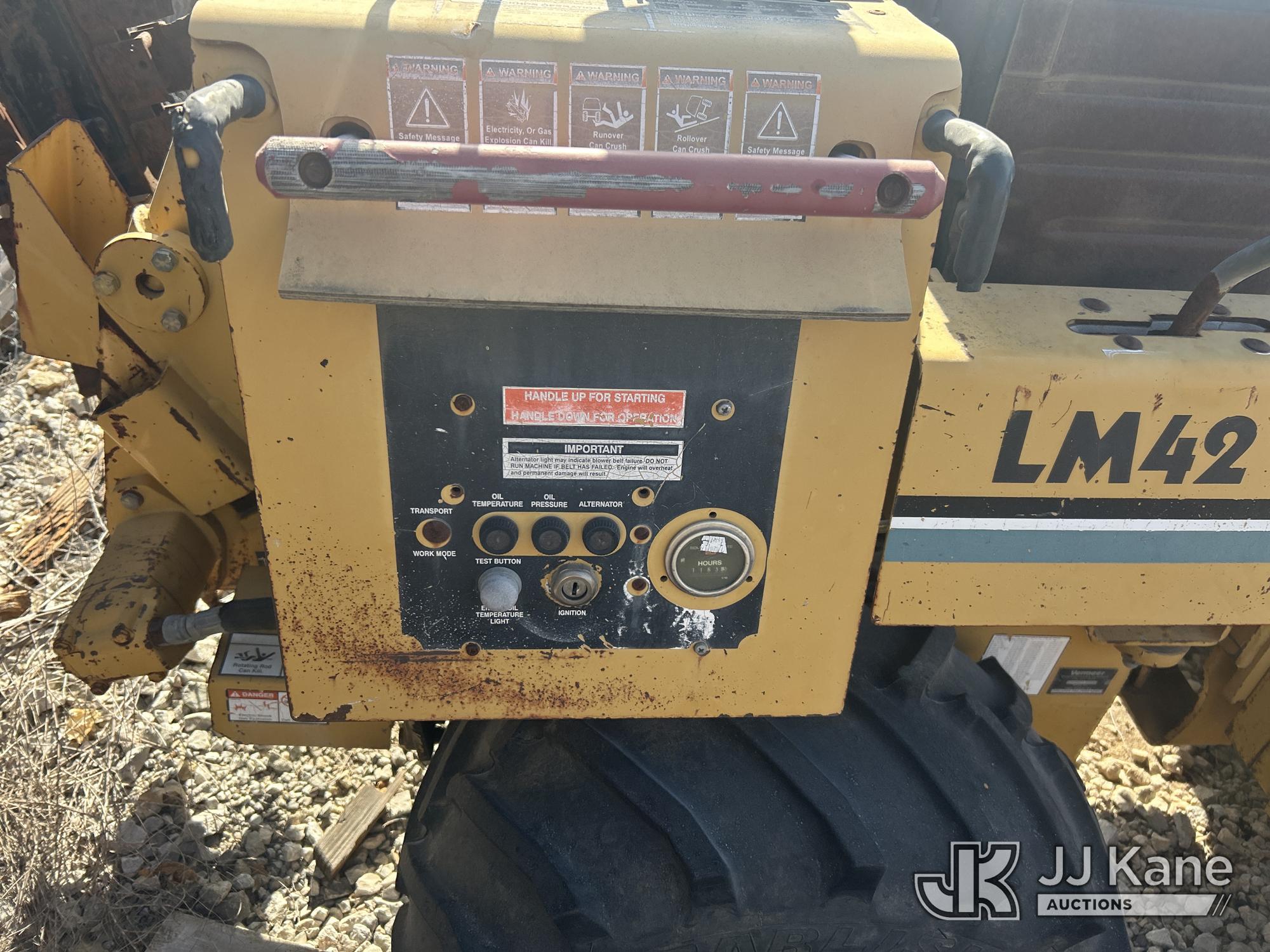 2005 Vermeer LM42