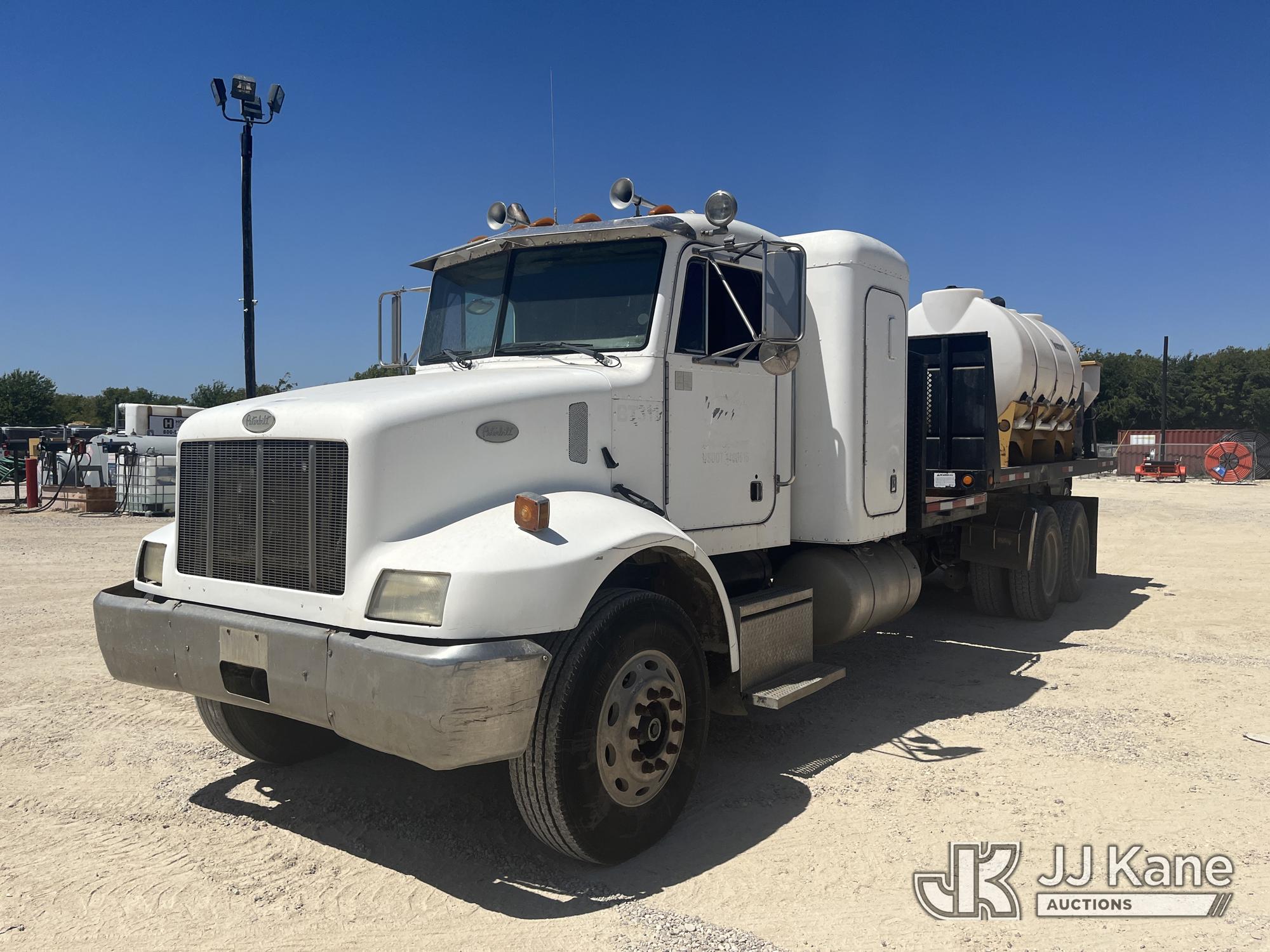 Photo of 1998 Peterbilt 330