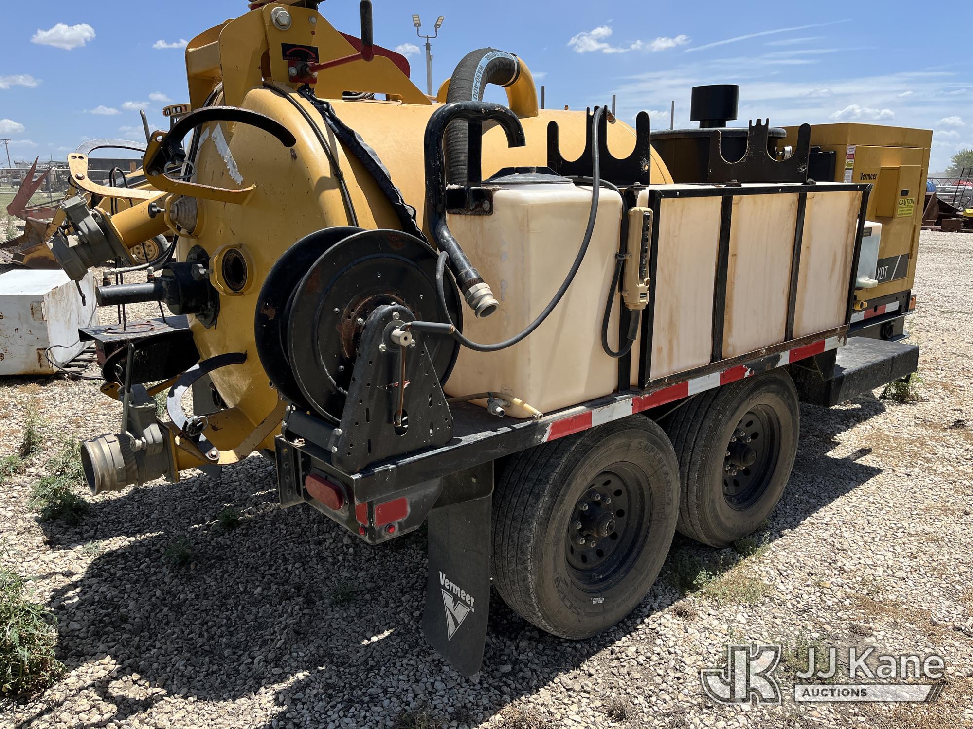 2022 Vermeer LP573XDT