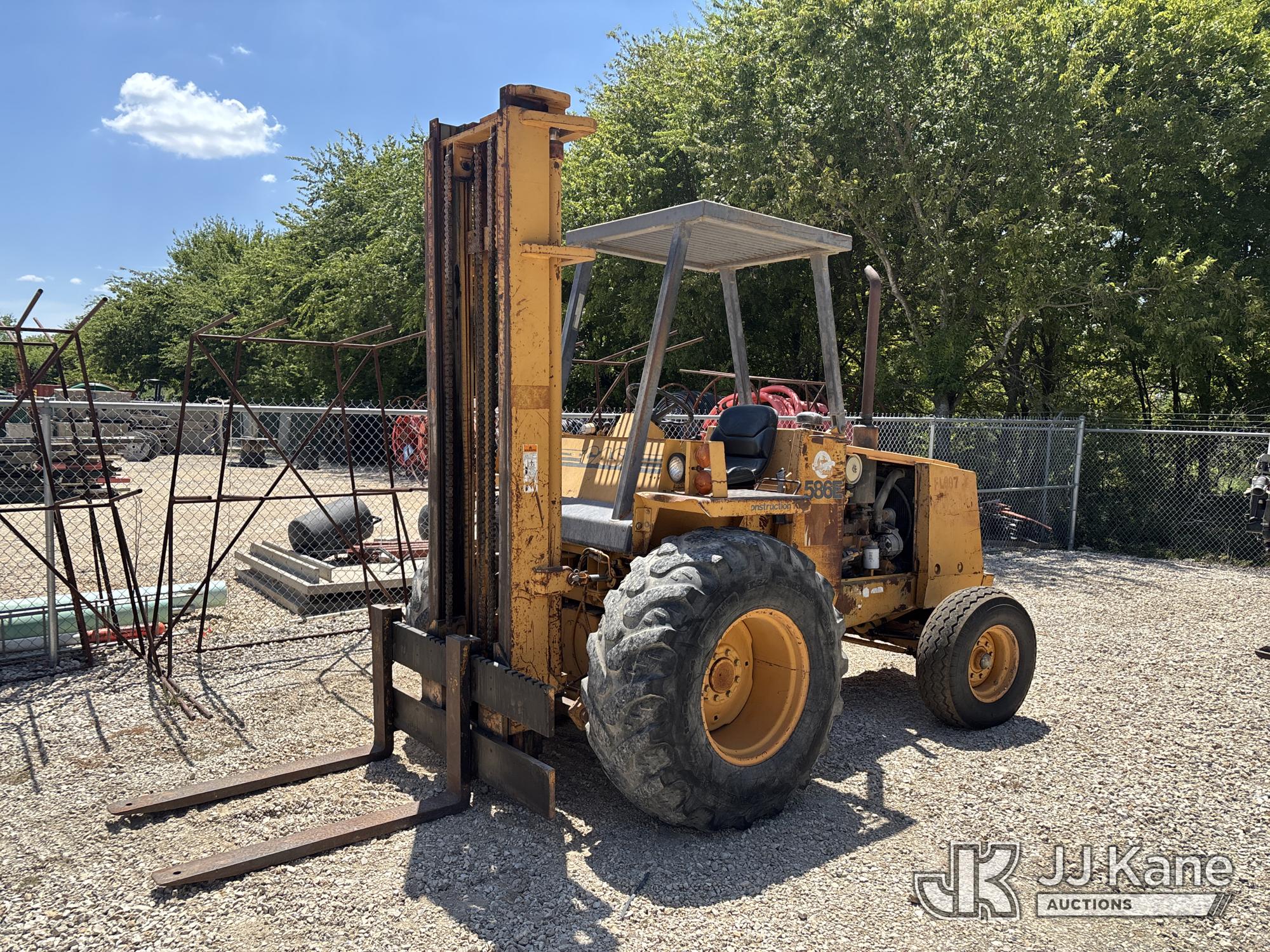 2004 Case 586E 4x4 Rough Terrain Forklift