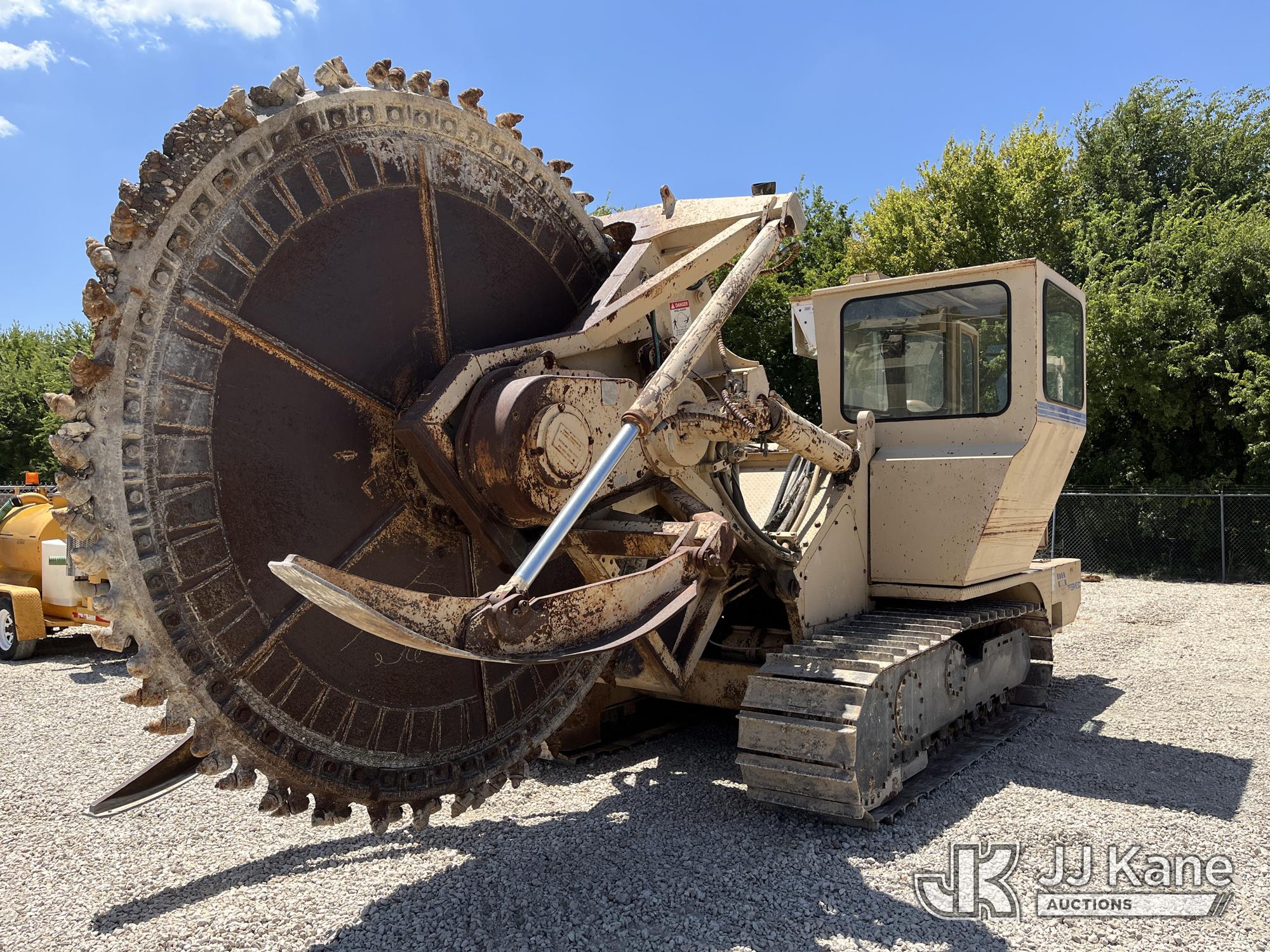 2001 Tesmec TRS1000 Rock Saw