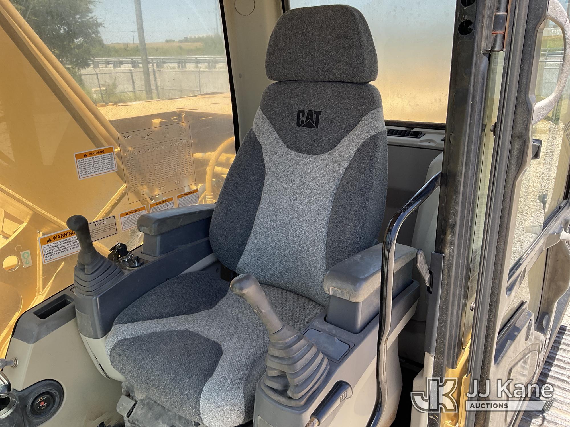 2006 Caterpillar 320CL
