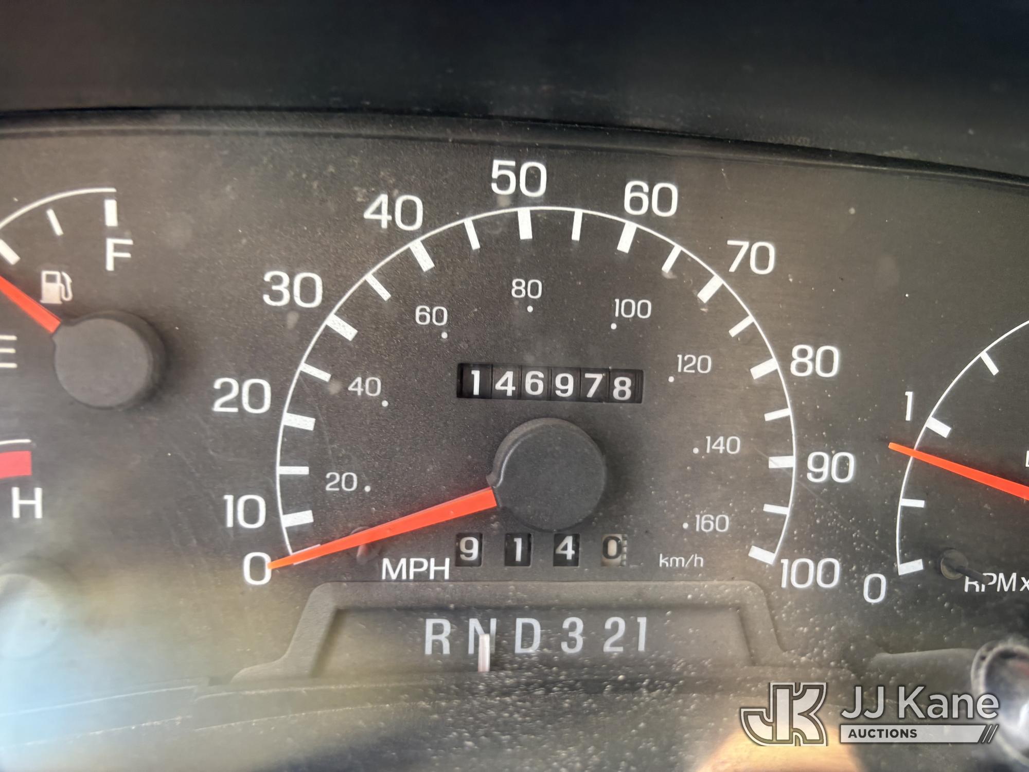 2000 Ford F-650