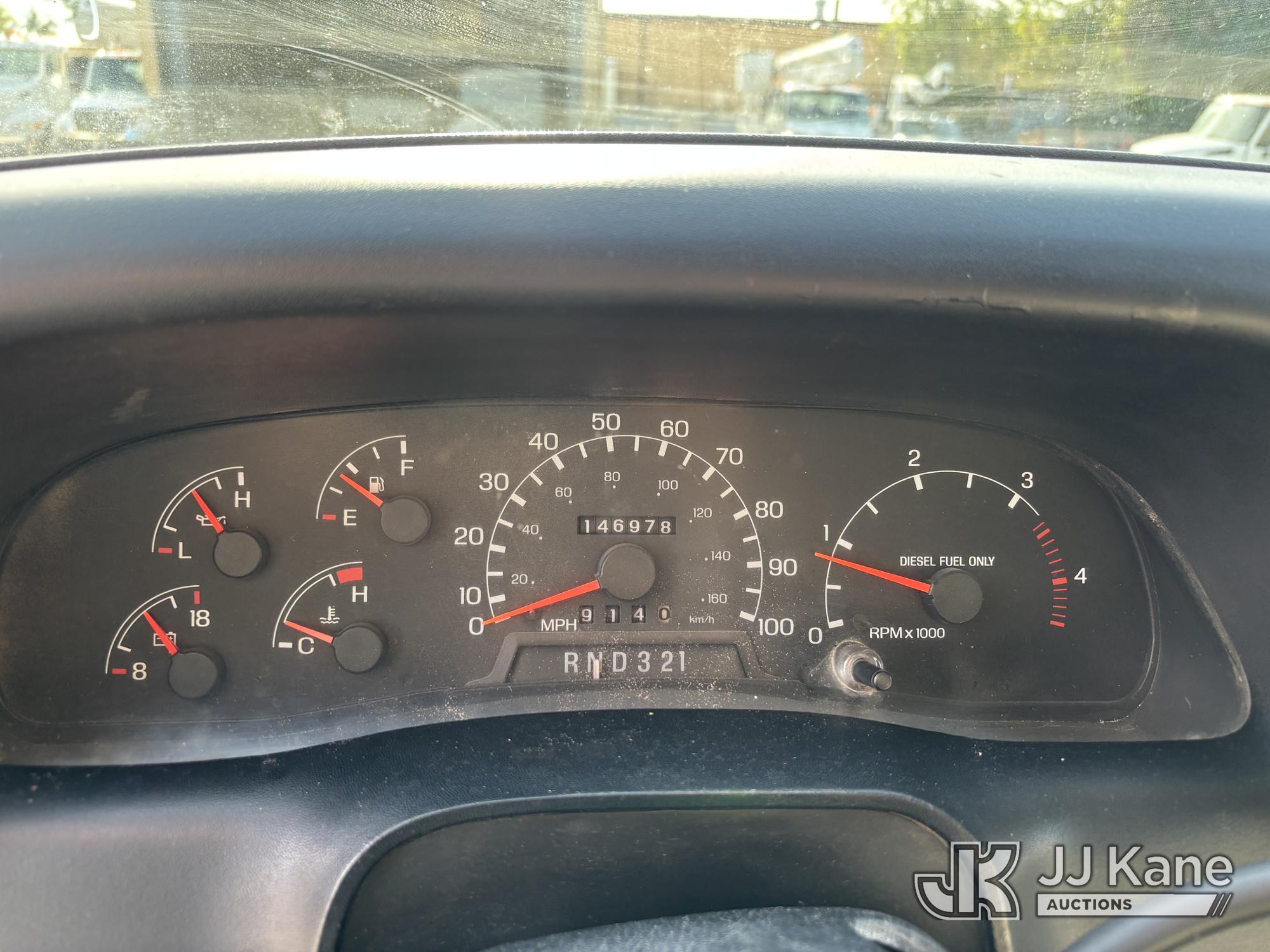2000 Ford F-650