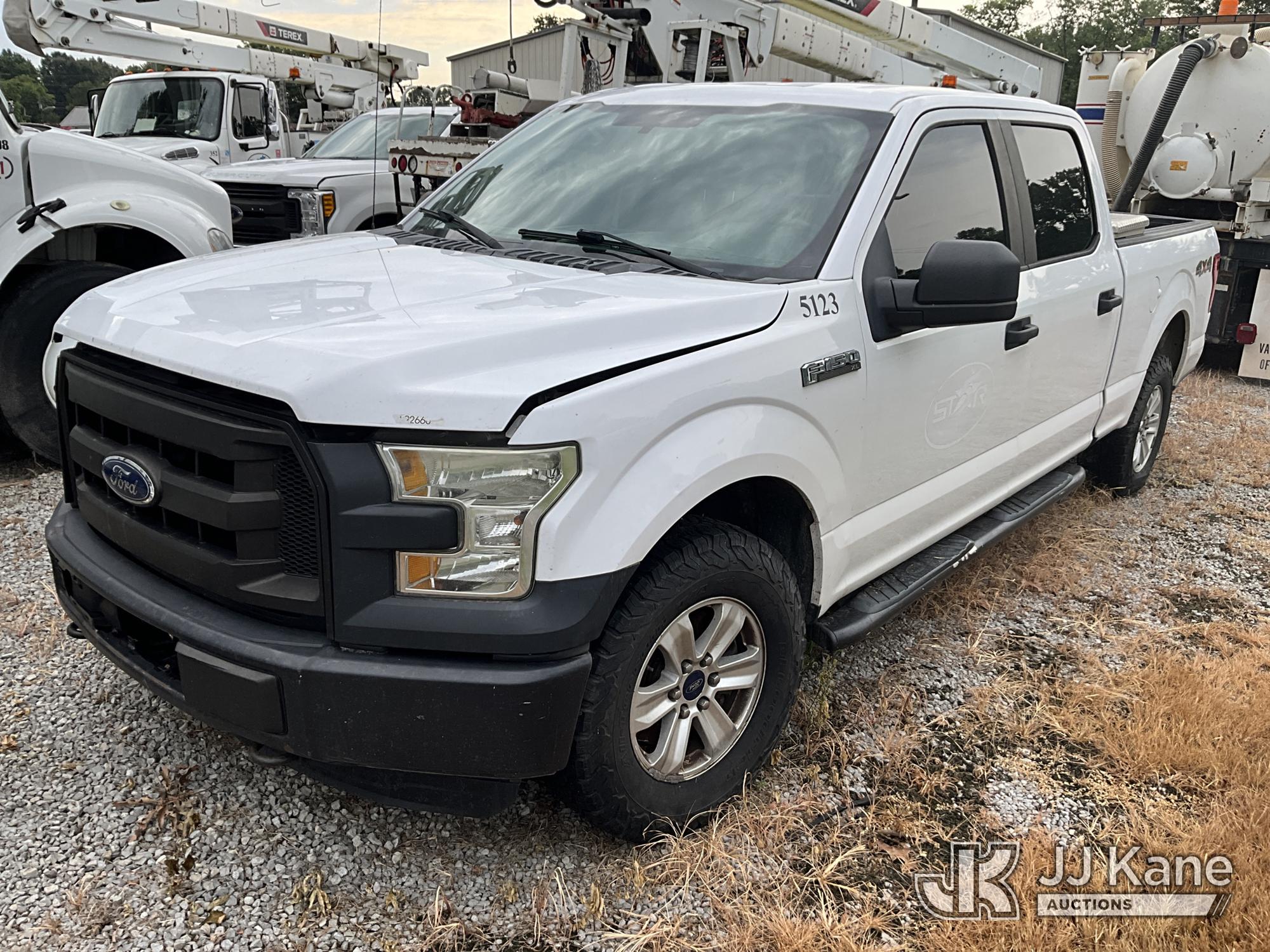 2016 Ford F150 4x4 Crew-Cab Pickup Truck