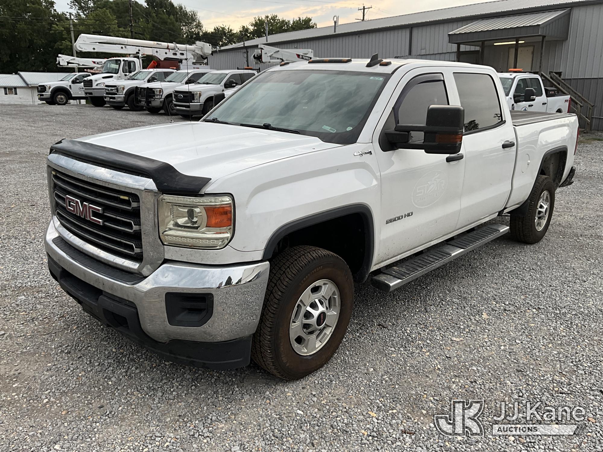 2018 GMC Sierra 2500HD Crew-Cab Pickup Truck
