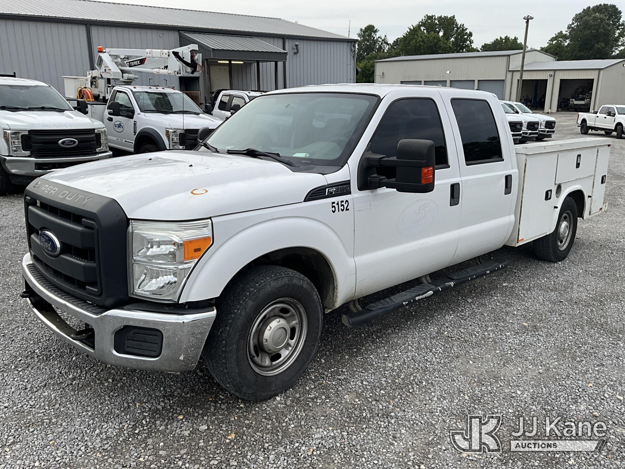 2016 Ford F-250 SD Crew-Cab Service Truck