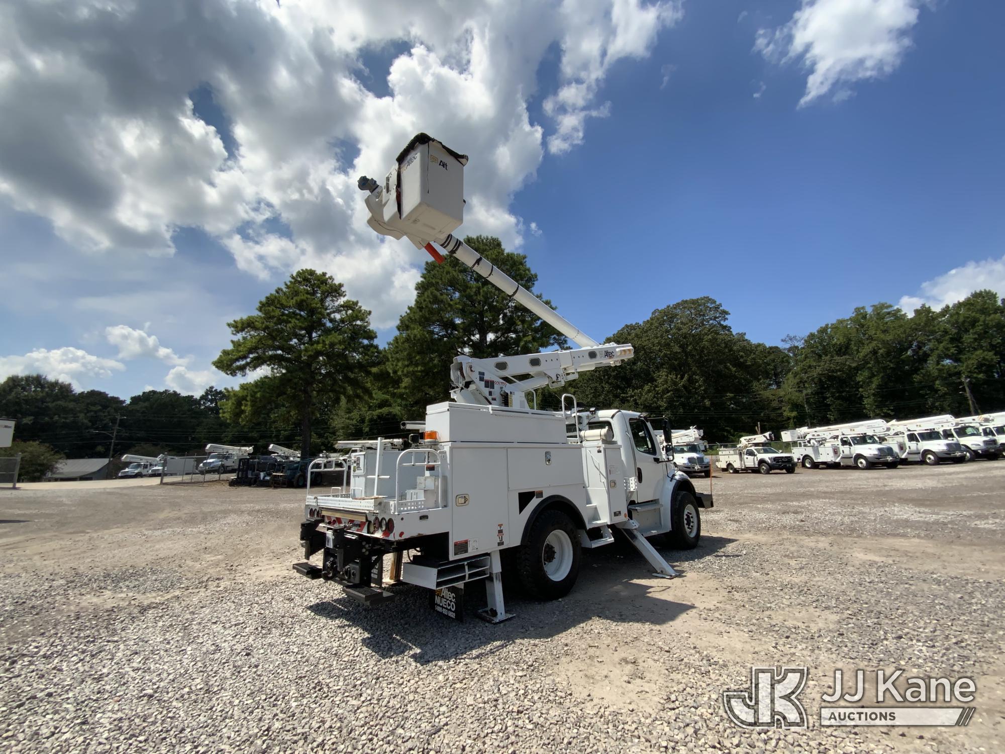 2019 Freightliner M2
