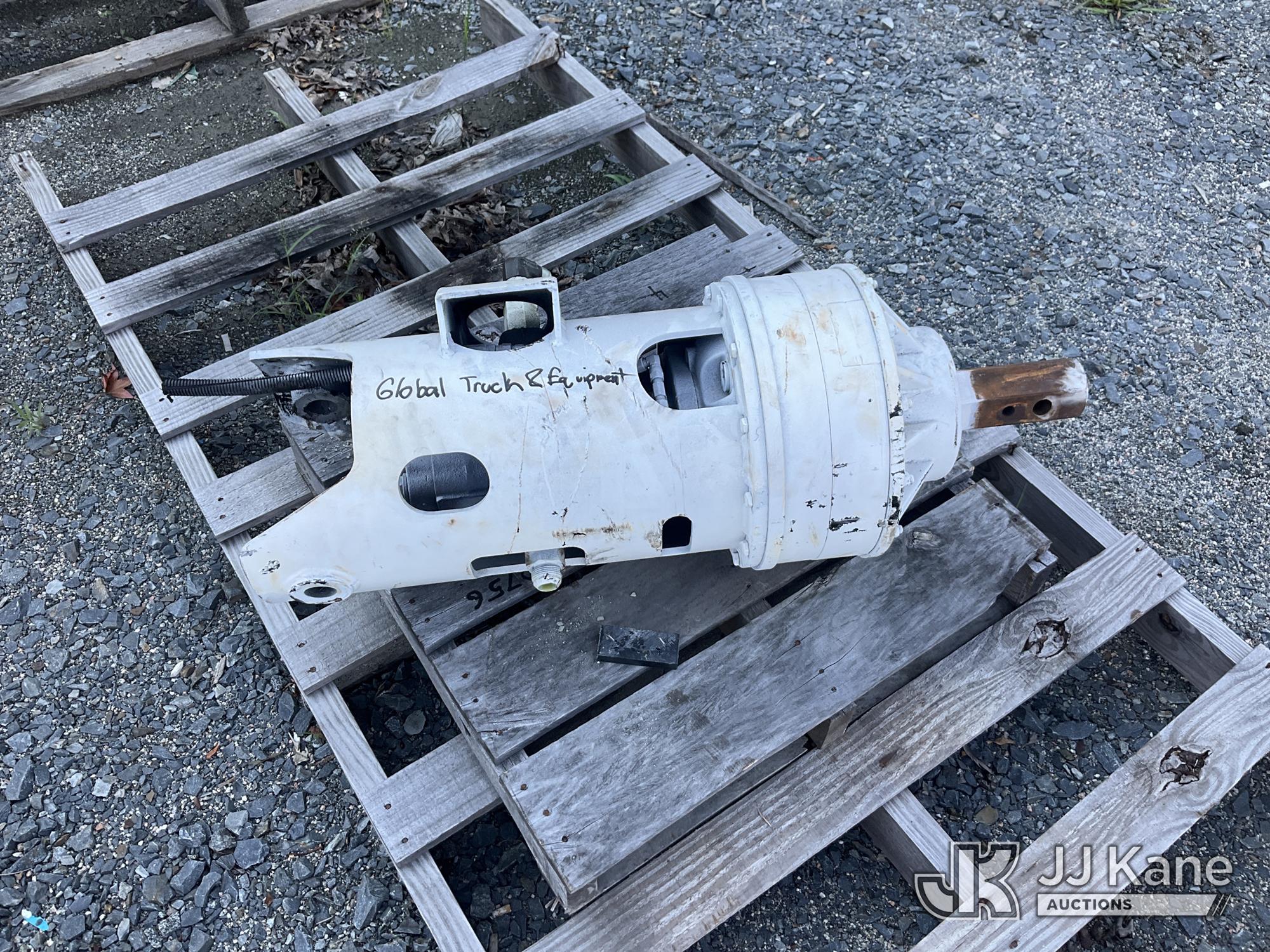 Digger Derrick Auger Motor NOTE: This unit is being sold AS IS/WHERE IS via Timed Auction and is located in China Grove