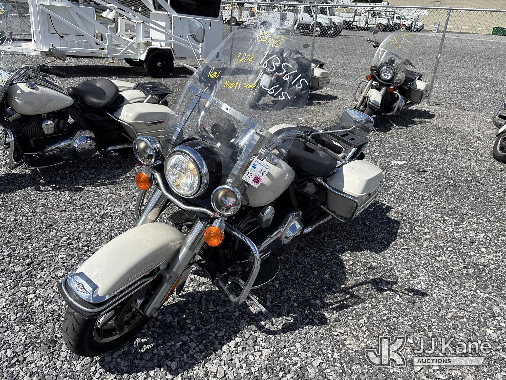 2015 Harley-Davidson FLHP Motorcycle