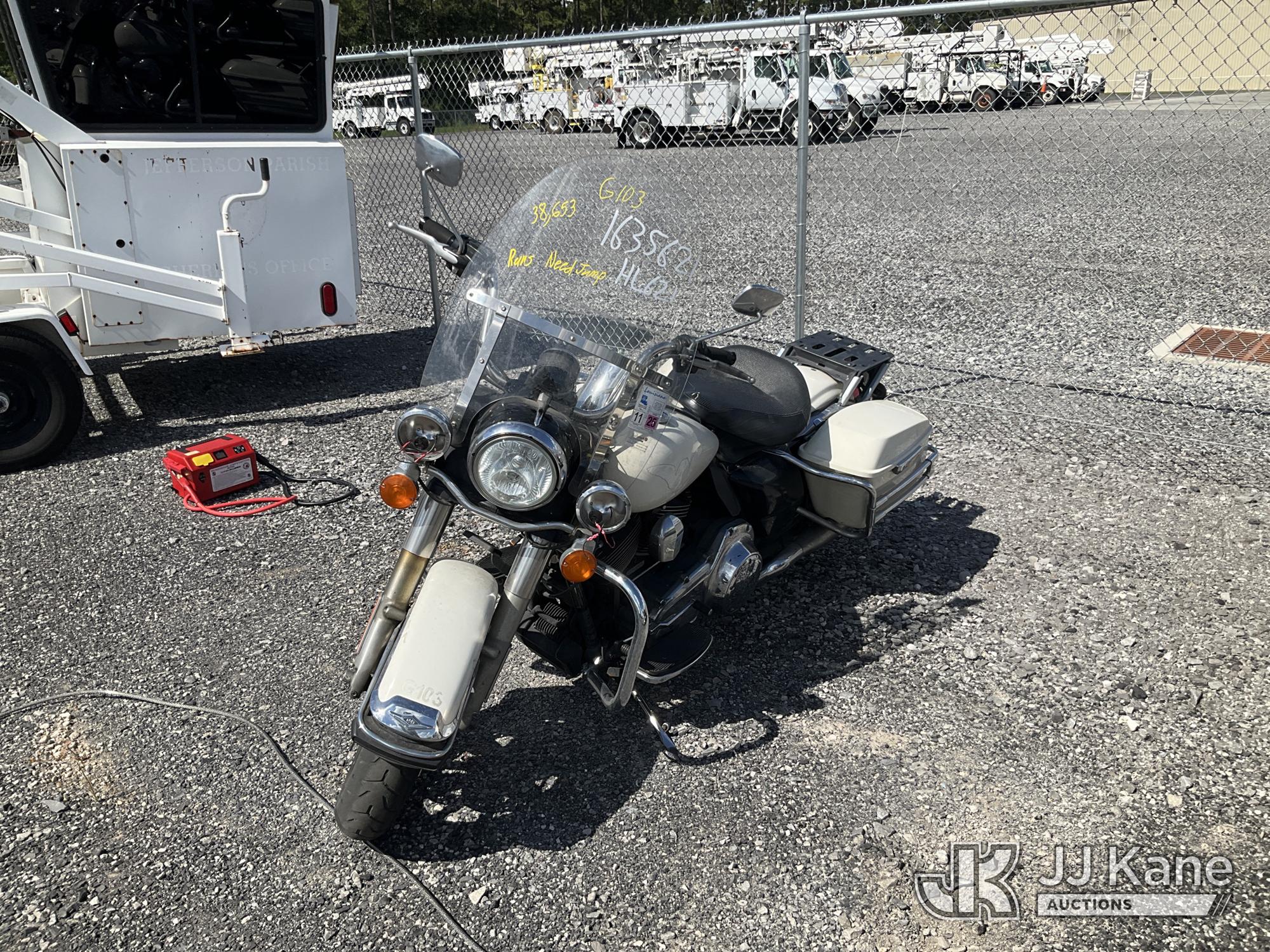 2015 Harley-Davidson FLHP Motorcycle