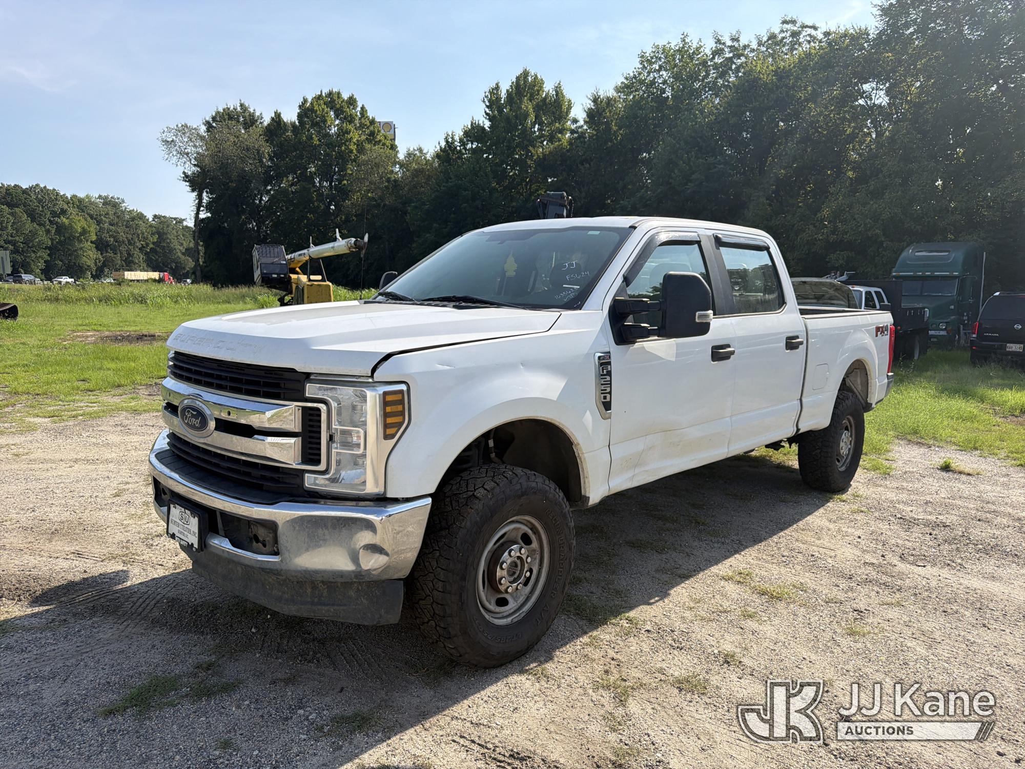 2018 Ford F250 4x4 Crew-Cab Pickup Truck