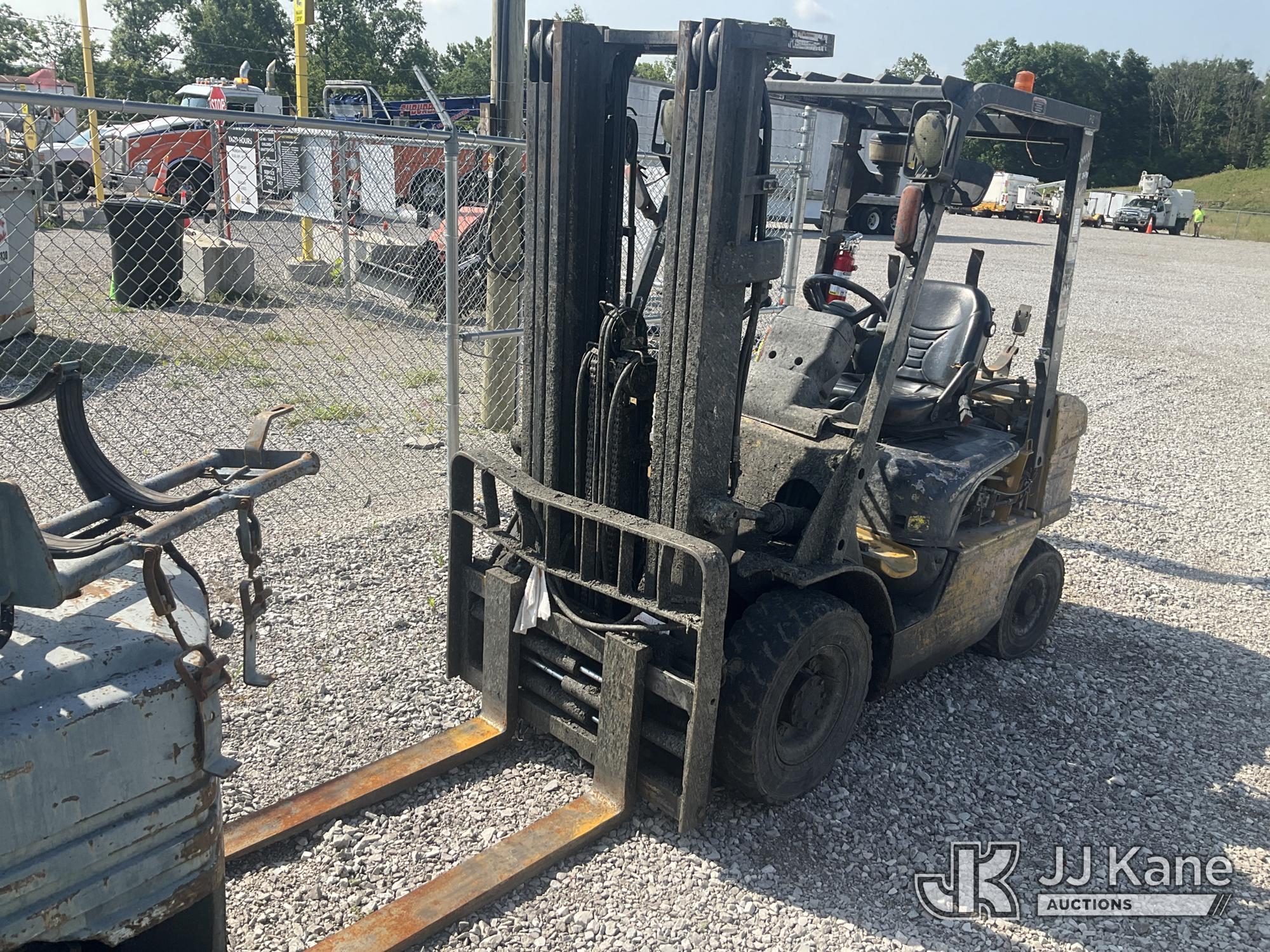 Photo of 2005 Caterpillar P5000