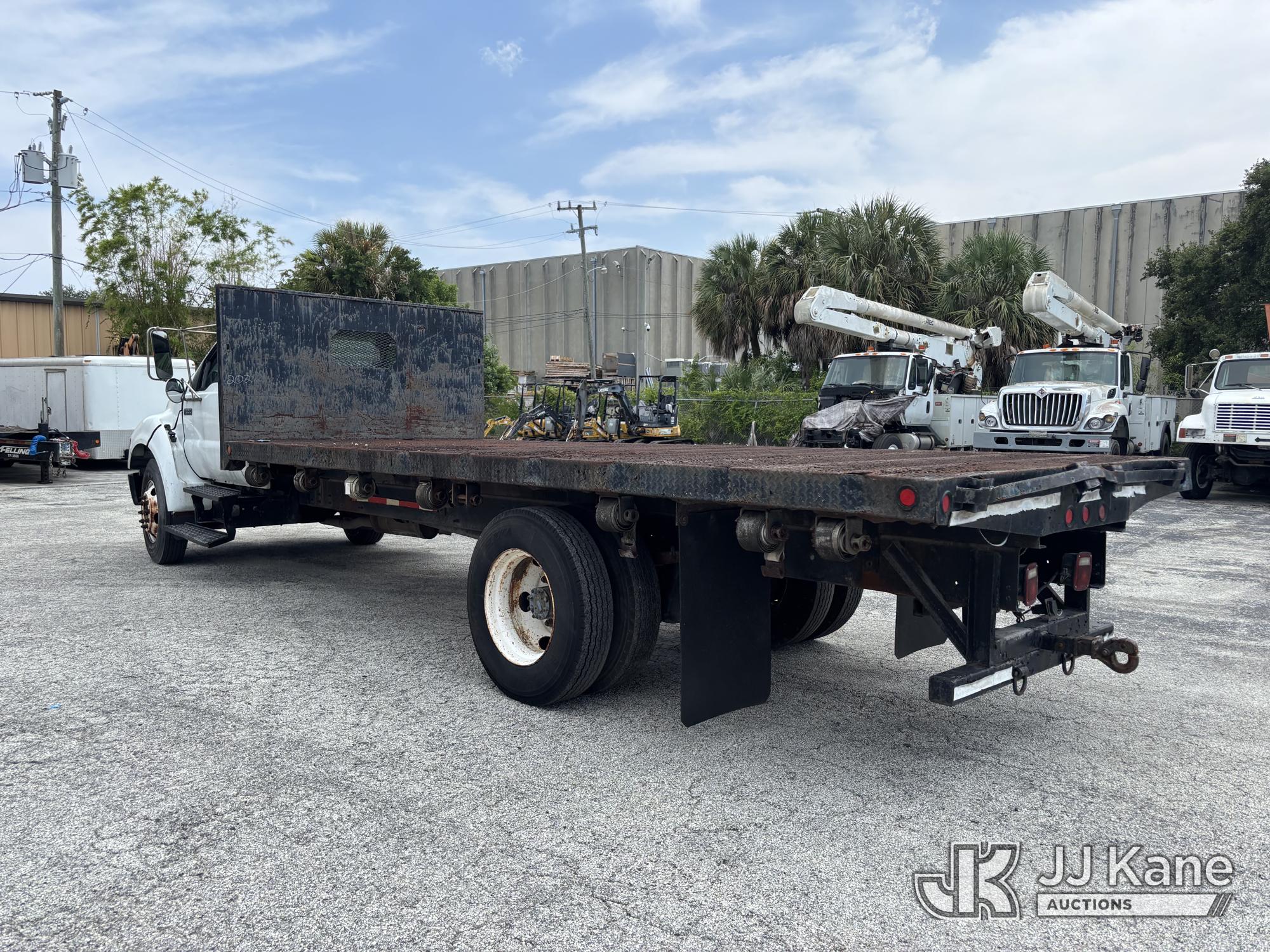 2004 Ford F-650