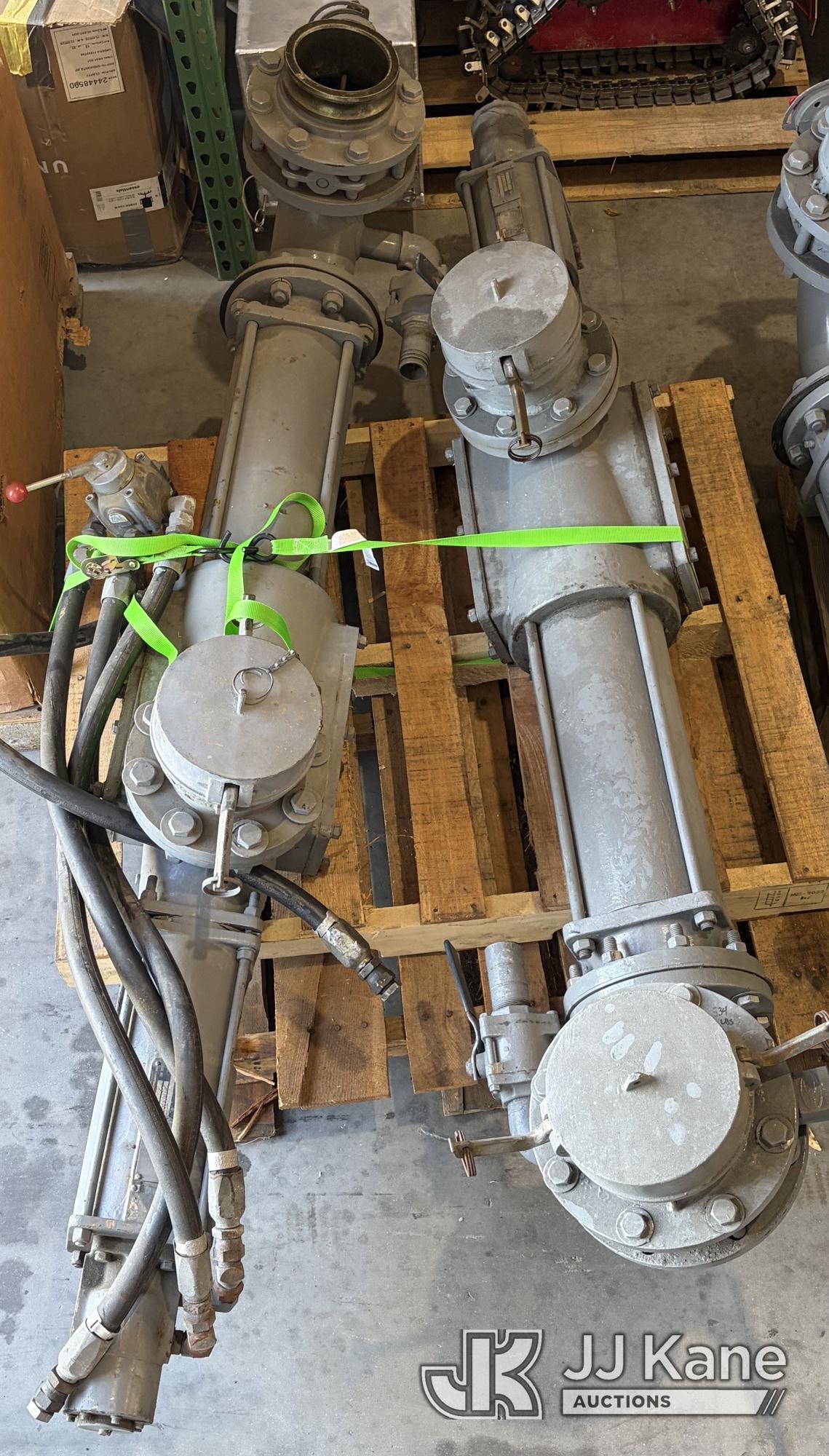 Pallet With (2) Skimmer Off-Loading Hydraulic Pumps - Class V (Condition Unknown) NOTE: This unit is being sold AS IS/WHERE IS via Timed Auction and is located in Tampa