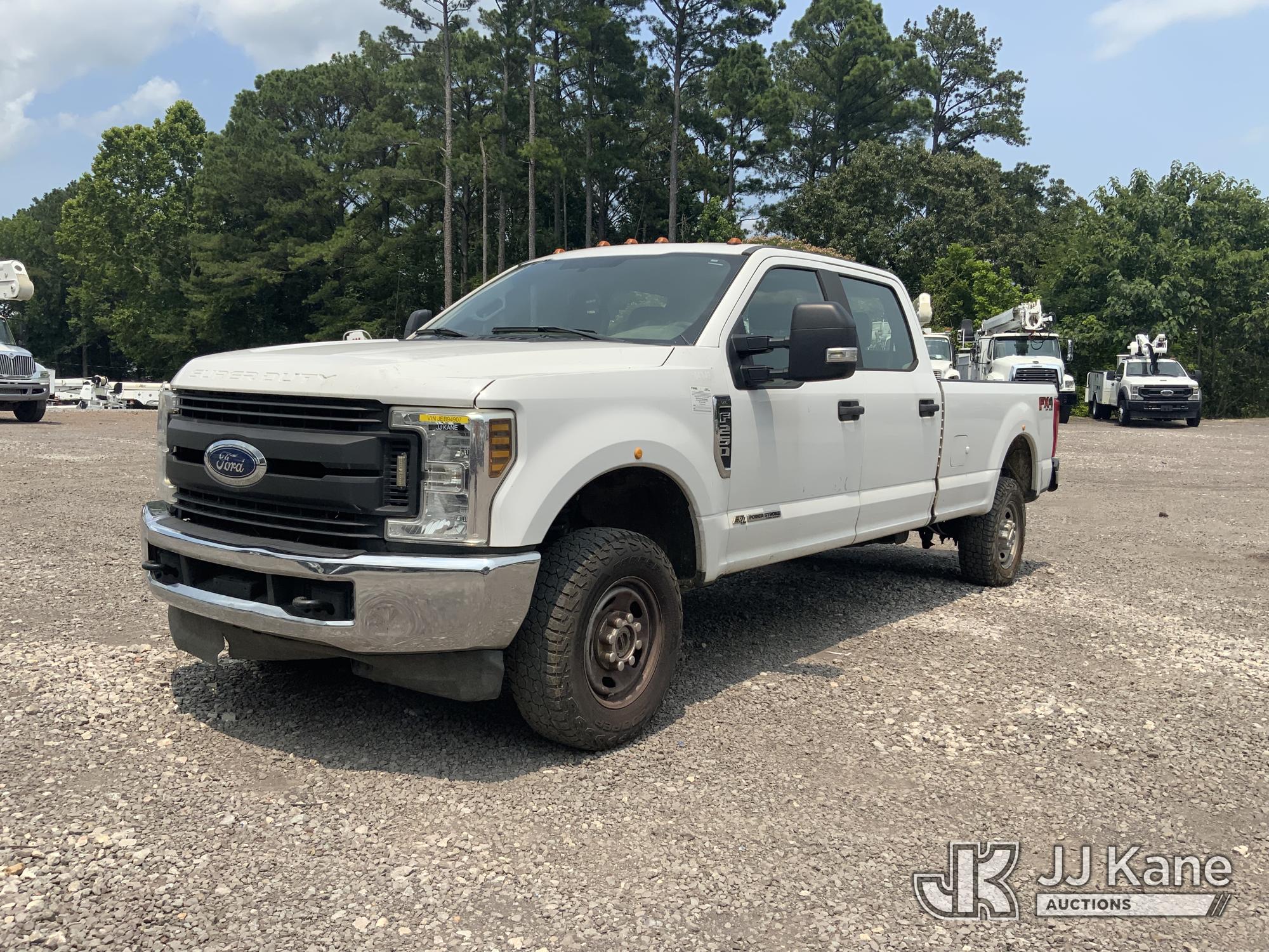 2018 Ford F250 4x4 Crew-Cab Pickup Truck